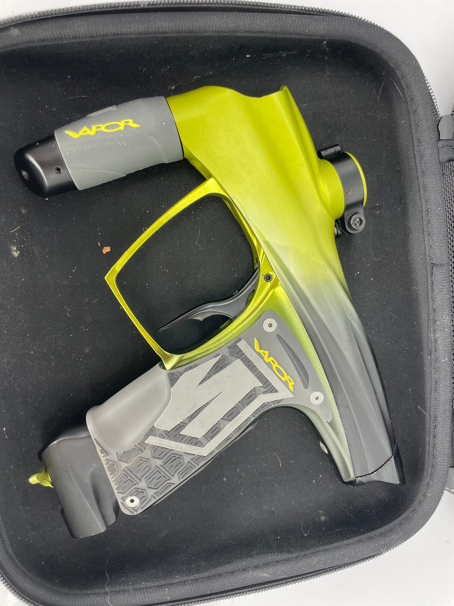 Used BROKEN 2014 Machine Vapor Paintball Gun Paintball Gun from CPXBrosPaintball Buy/Sell/Trade Paintball Markers, New Paintball Guns, Paintball Hoppers, Paintball Masks, and Hormesis Headbands