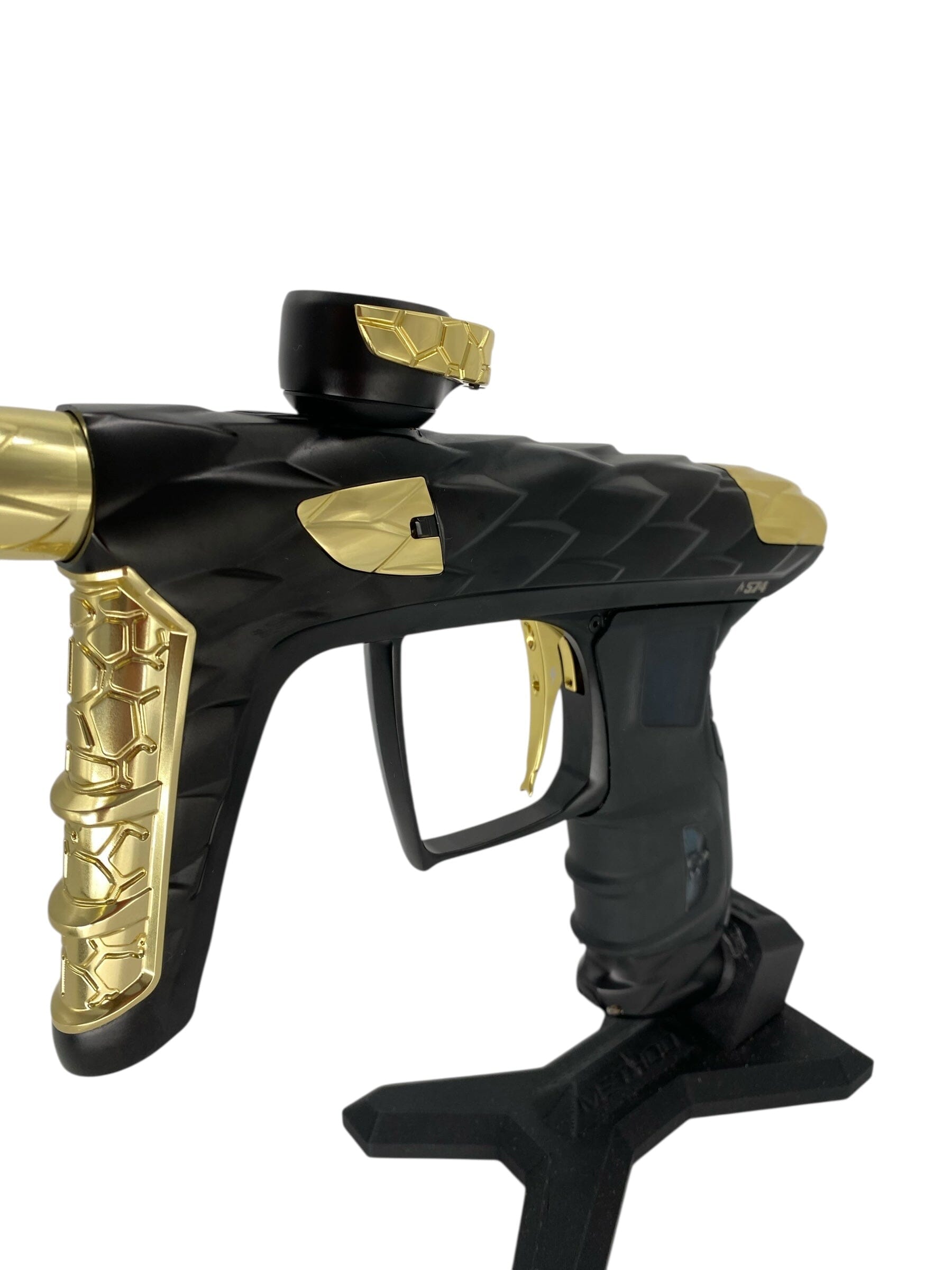 Used Dlx Adrenaline Luxe Idol Paintball Gun Black/Gold With Mech Black/Gold Paintball Gun from CPXBrosPaintball Buy/Sell/Trade Paintball Markers, New Paintball Guns, Paintball Hoppers, Paintball Masks, and Hormesis Headbands