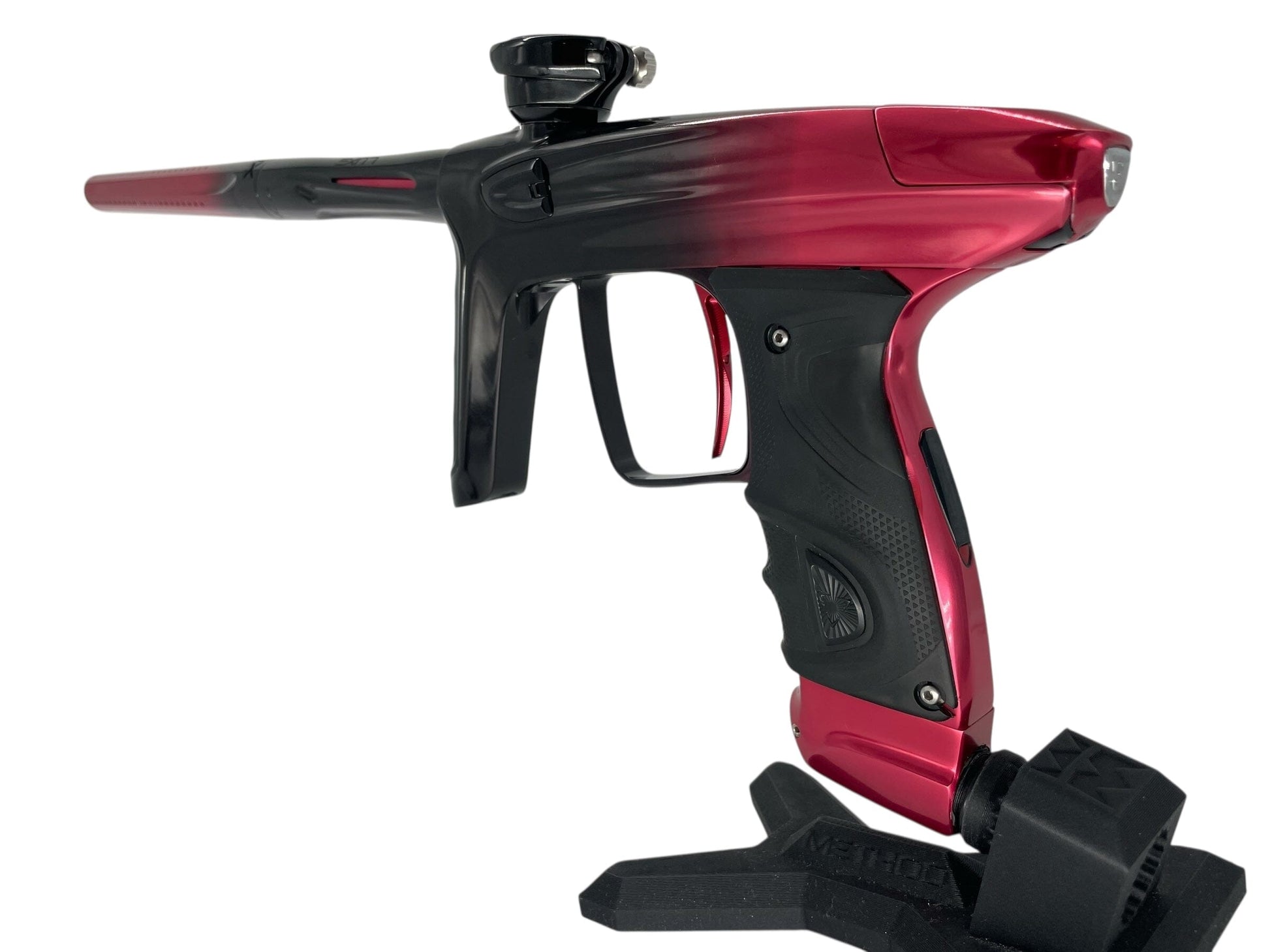 Used Dlx Luxe Tm40 Paintball Gun Red/Black Fade Paintball Gun from CPXBrosPaintball Buy/Sell/Trade Paintball Markers, New Paintball Guns, Paintball Hoppers, Paintball Masks, and Hormesis Headbands