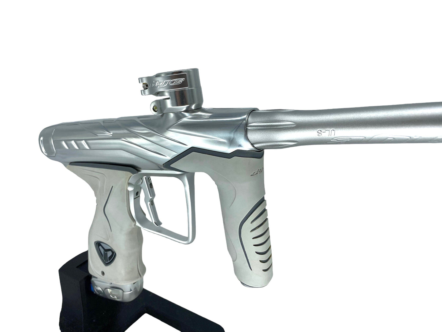 Used Dye DLS Paintball Gun from CPXBrosPaintball Buy/Sell/Trade Paintball Markers, Paintball Hoppers, Paintball Masks, and Hormesis Headbands