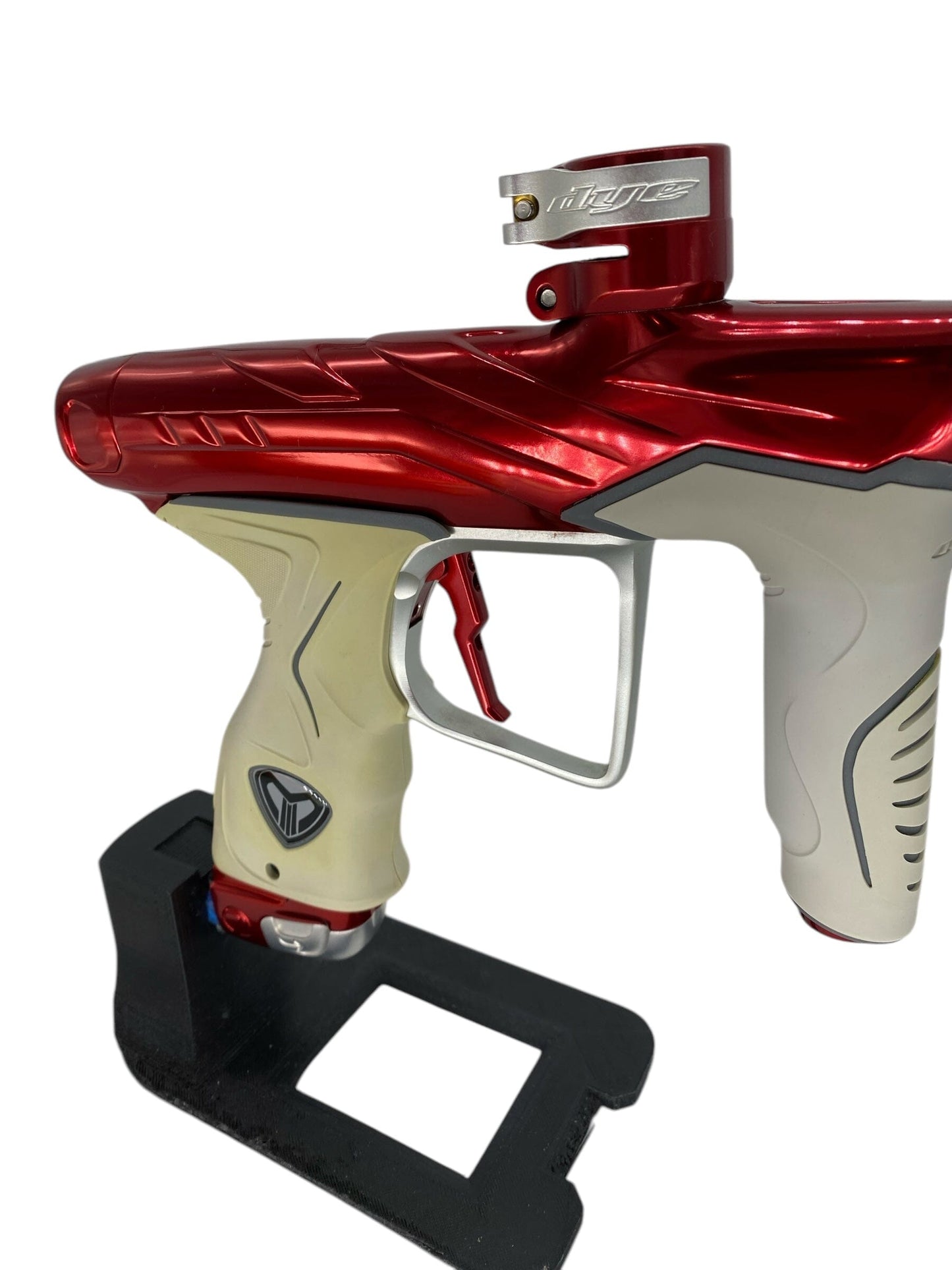 Used Dye DLS Paintball Gun Paintball Gun from CPXBrosPaintball Buy/Sell/Trade Paintball Markers, New Paintball Guns, Paintball Hoppers, Paintball Masks, and Hormesis Headbands