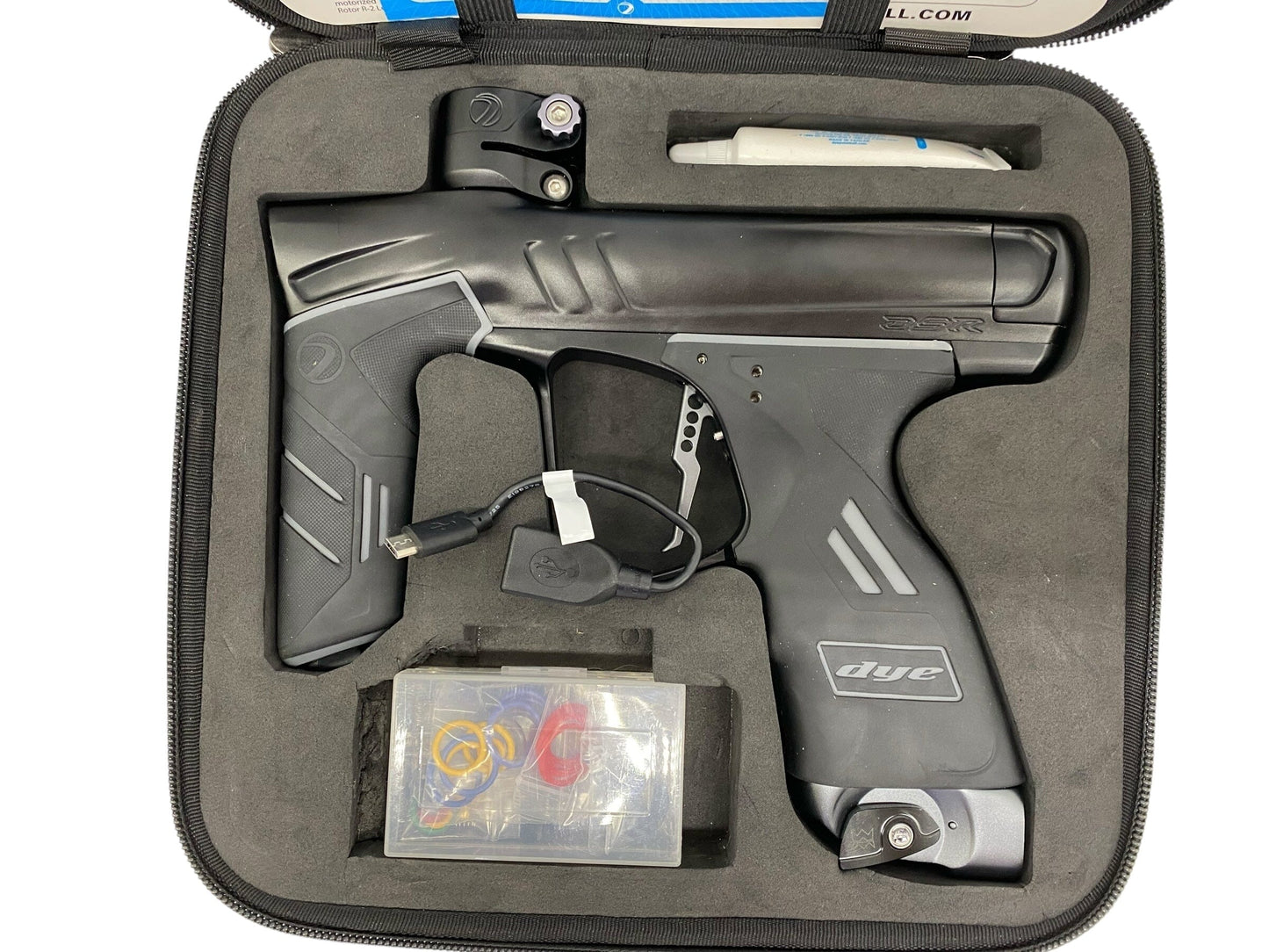 Used Dye Dsr+ Paintball Gun IM Pro Kit Black/Grey Paintball Gun from CPXBrosPaintball Buy/Sell/Trade Paintball Markers, New Paintball Guns, Paintball Hoppers, Paintball Masks, and Hormesis Headbands