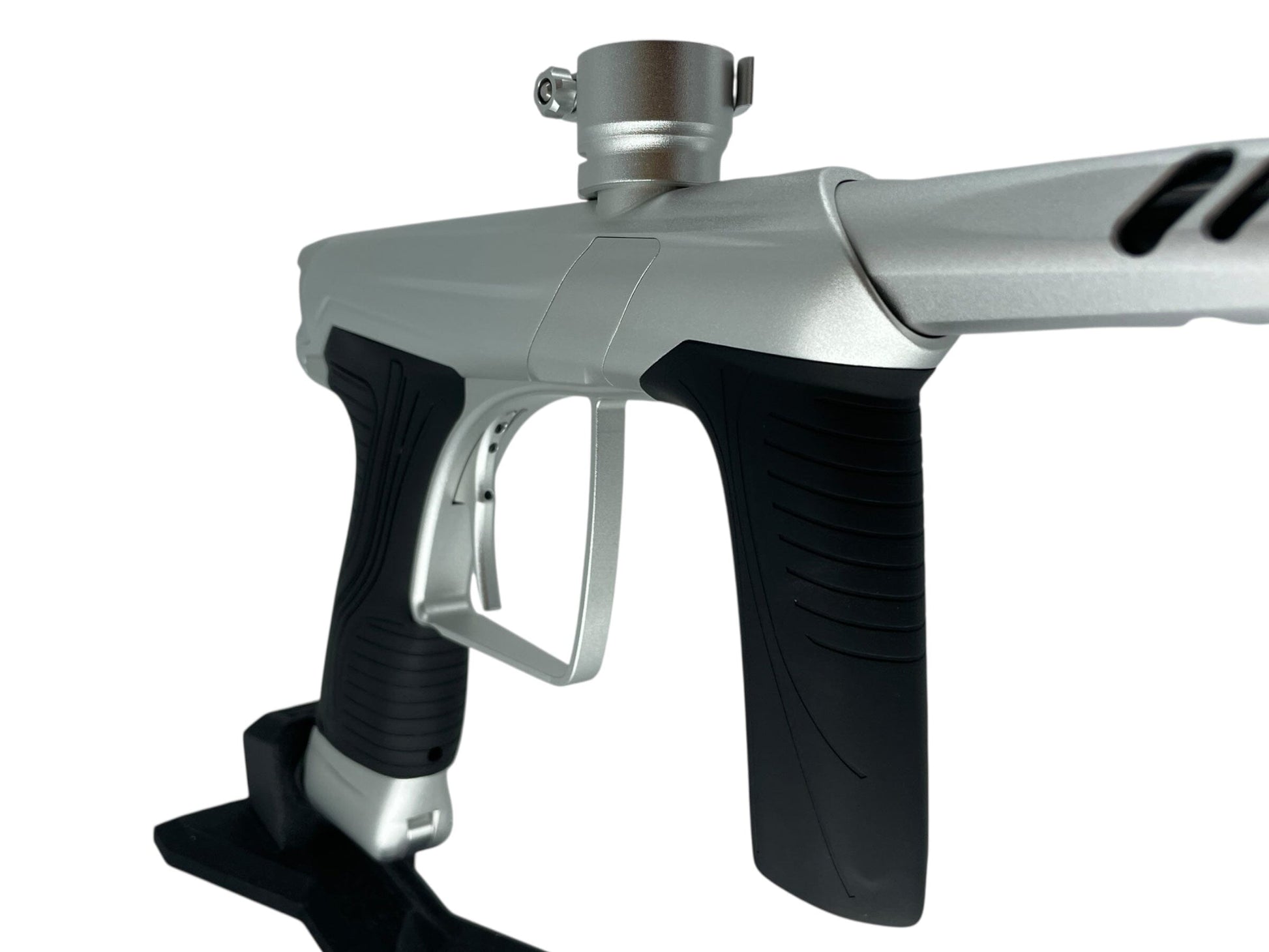 Used Macdev Gtx Paintball Gun Silver Paintball Gun from CPXBrosPaintball Buy/Sell/Trade Paintball Markers, New Paintball Guns, Paintball Hoppers, Paintball Masks, and Hormesis Headbands