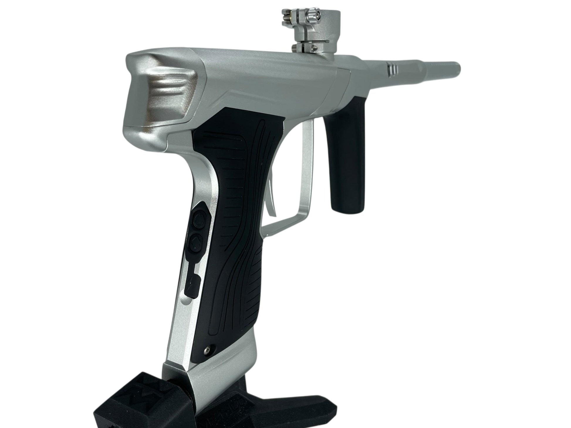 Used Macdev Gtx Paintball Gun Silver Paintball Gun from CPXBrosPaintball Buy/Sell/Trade Paintball Markers, New Paintball Guns, Paintball Hoppers, Paintball Masks, and Hormesis Headbands