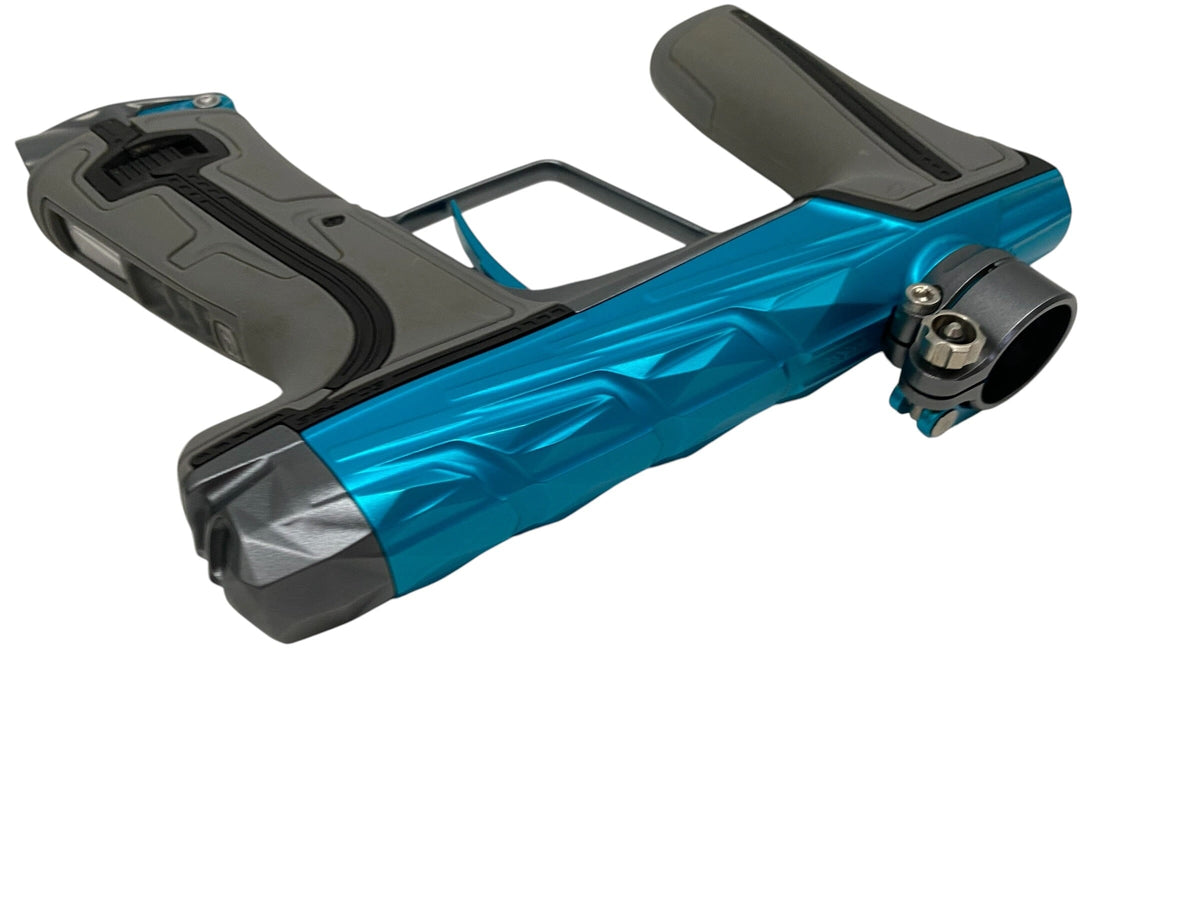 Used Planet Eclipse Infamous Diamond Skull Geo R5 Teal/Grey Paintball Gun Paintball Gun from CPXBrosPaintball Buy/Sell/Trade Paintball Markers, New Paintball Guns, Paintball Hoppers, Paintball Masks, and Hormesis Headbands