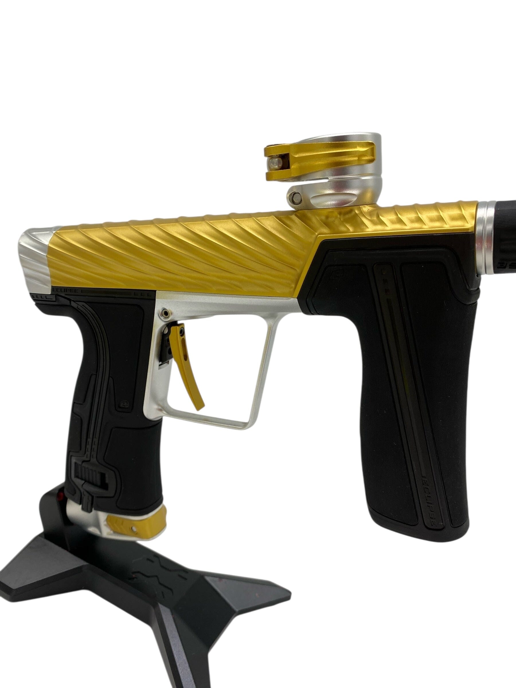 Used Planet Eclipse TWISTER Geo R5 Paintball Gun Gold/Silver Paintball Gun from CPXBrosPaintball Buy/Sell/Trade Paintball Markers, New Paintball Guns, Paintball Hoppers, Paintball Masks, and Hormesis Headbands