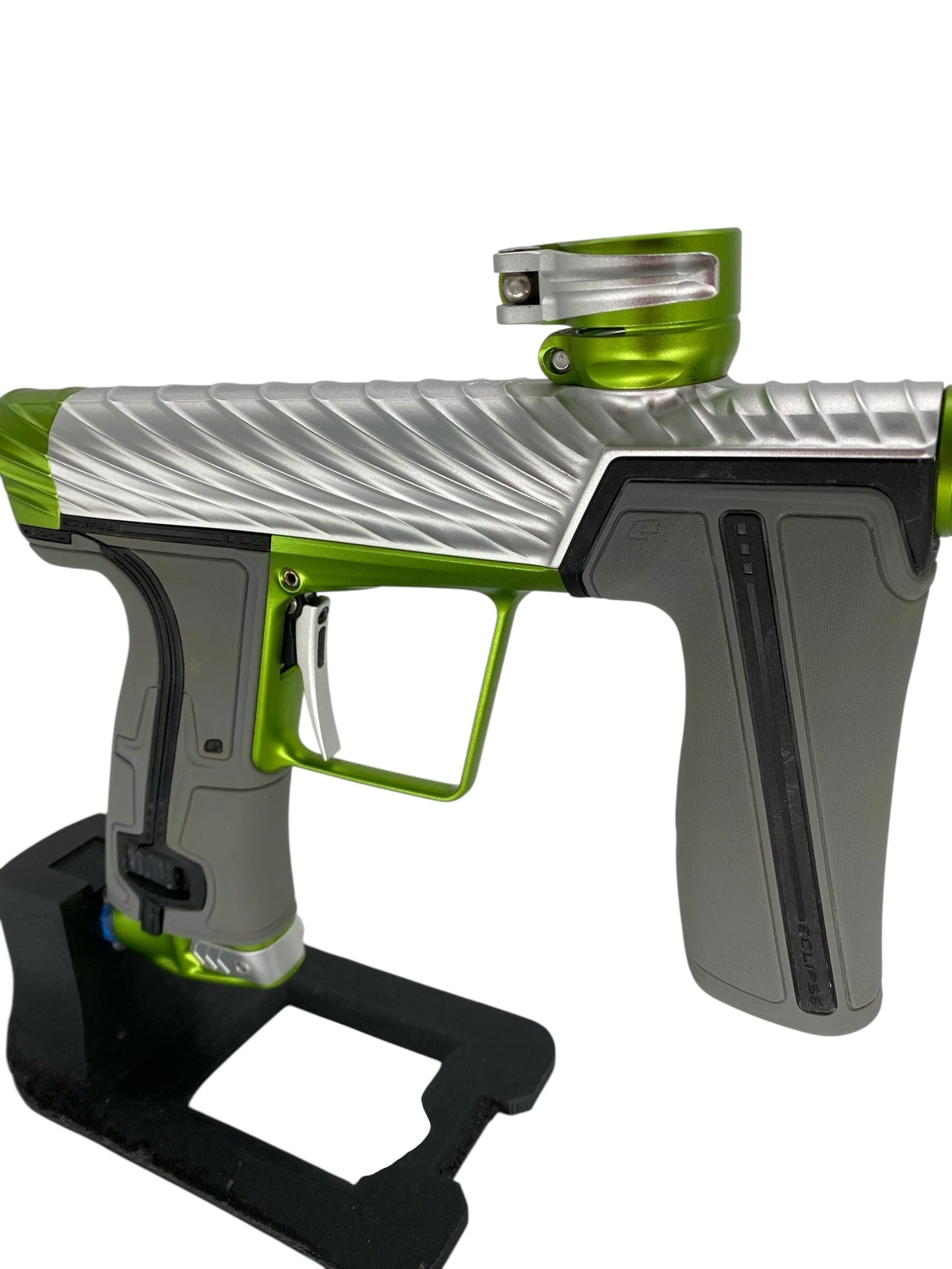 Used Planet Eclipse Twister Geo R5 Paintball Gun Silver/Green Paintball Gun from CPXBrosPaintball Buy/Sell/Trade Paintball Markers, New Paintball Guns, Paintball Hoppers, Paintball Masks, and Hormesis Headbands