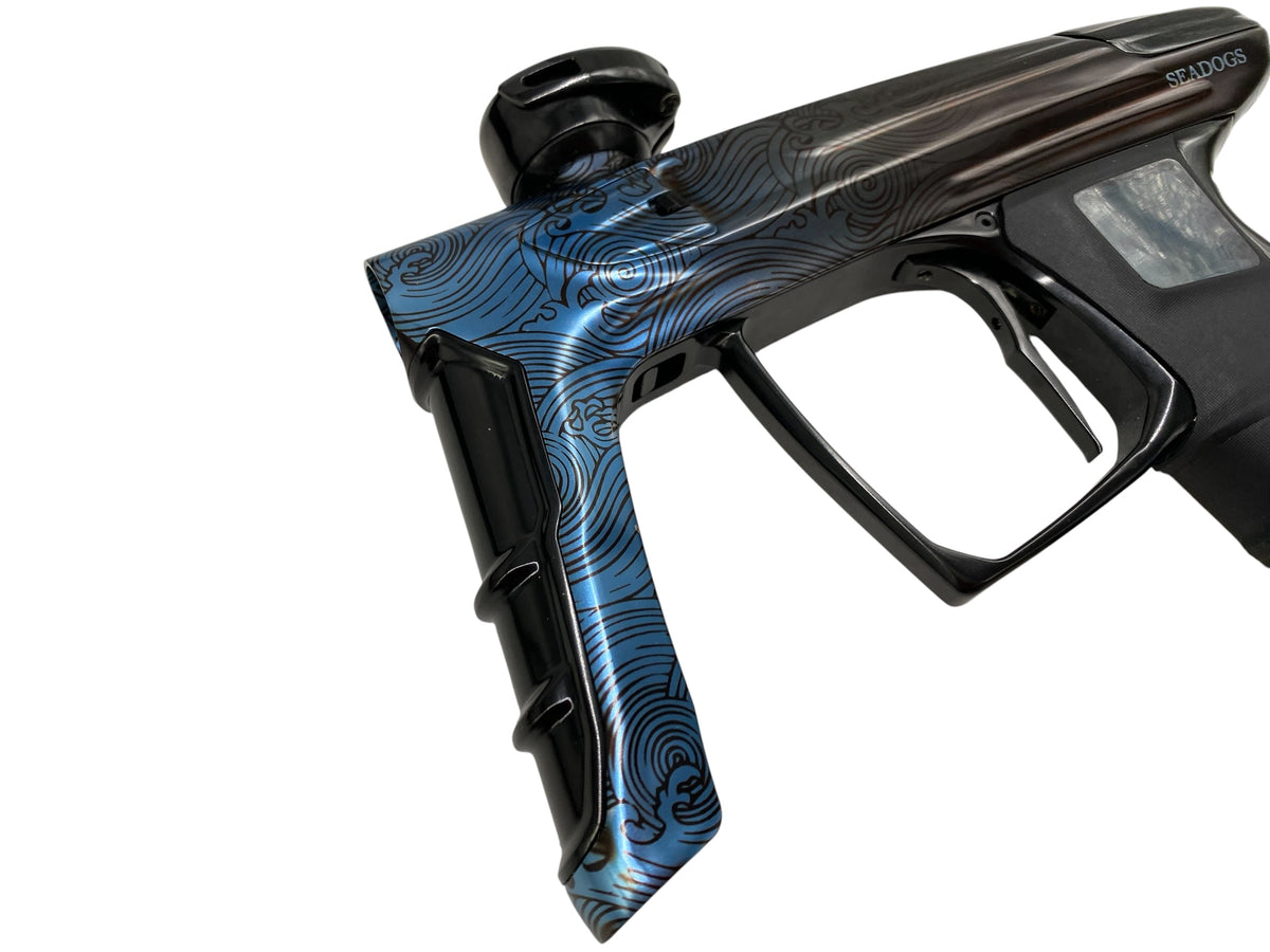 DLX Luxe Idol "Seadogs" Paintball Gun