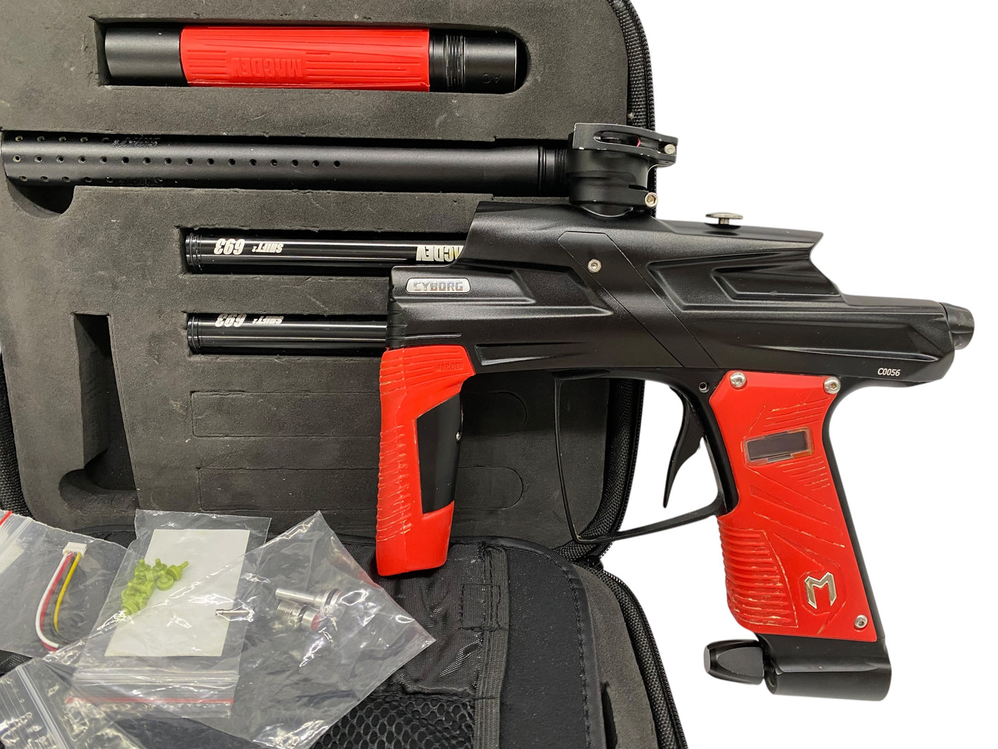 MacDev Cyborg 6 Black/Black Paintball Gun