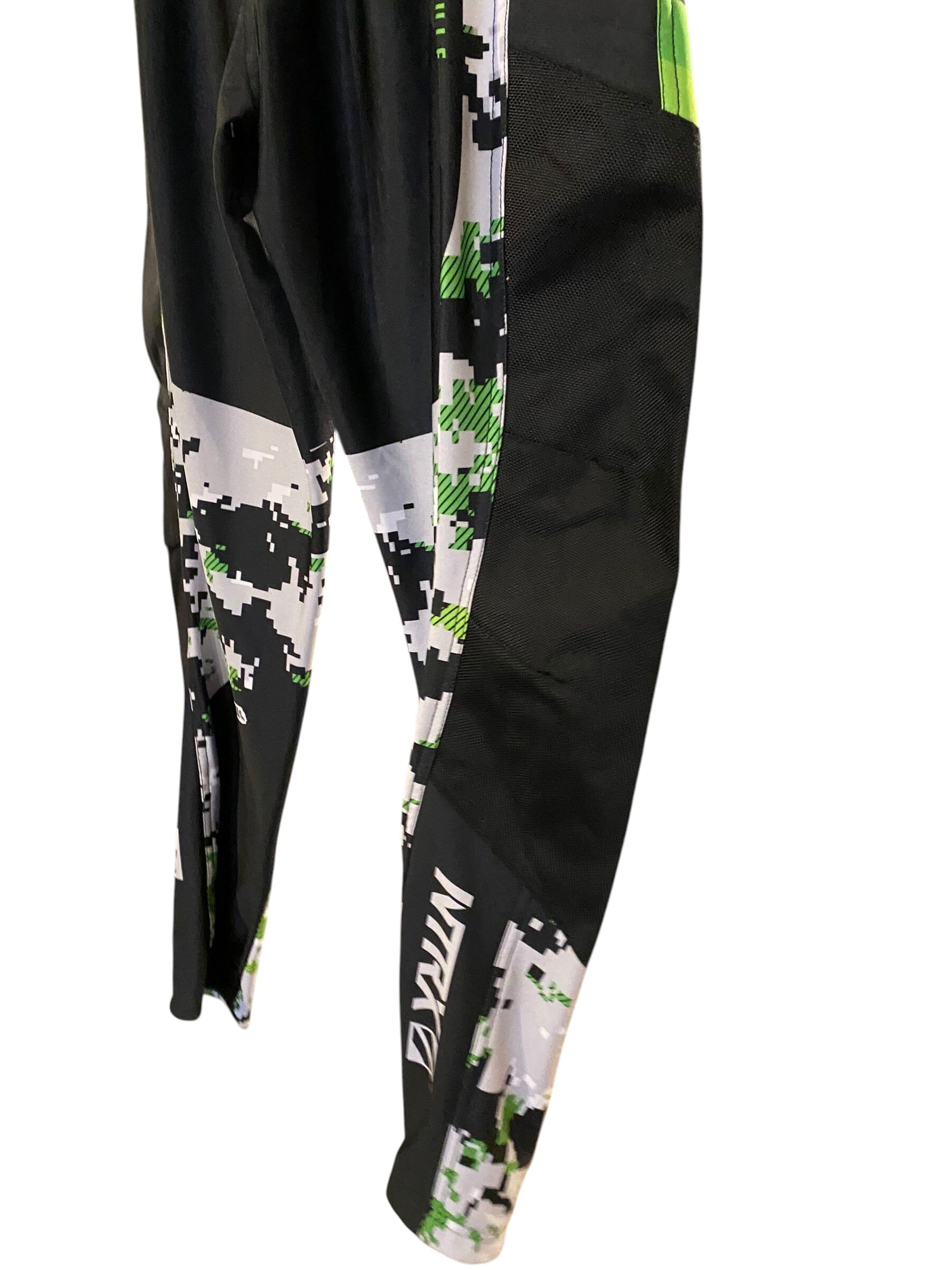 Used Anthrax Paintball Joggers : Size LARGE Paintball Gun from CPXBrosPaintball Buy/Sell/Trade Paintball Markers, New Paintball Guns, Paintball Hoppers, Paintball Masks, and Hormesis Headbands