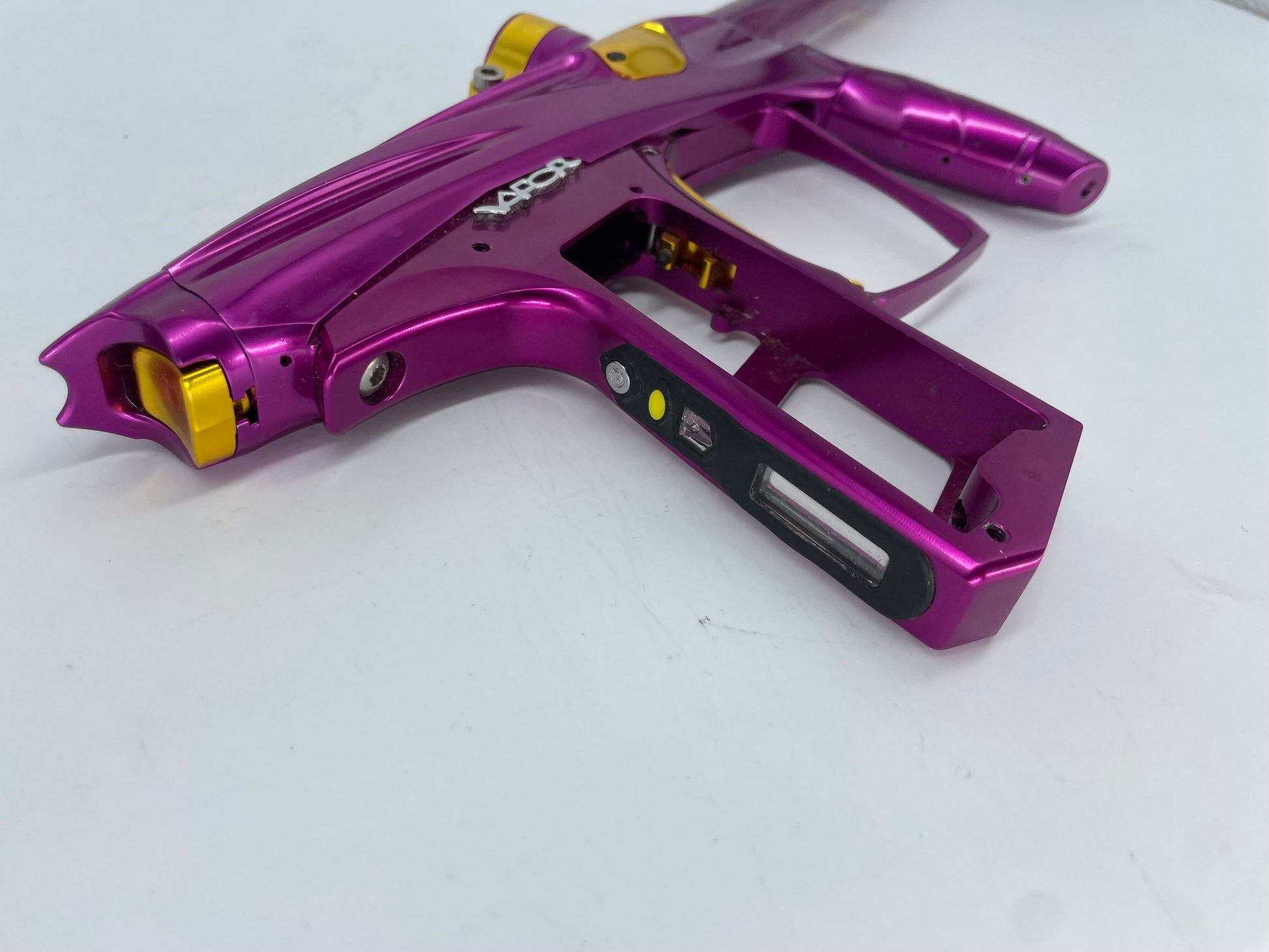 Used BROKEN Machine Vapor Paintball Gun PARTS Paintball Gun from CPXBrosPaintball Buy/Sell/Trade Paintball Markers, New Paintball Guns, Paintball Hoppers, Paintball Masks, and Hormesis Headbands