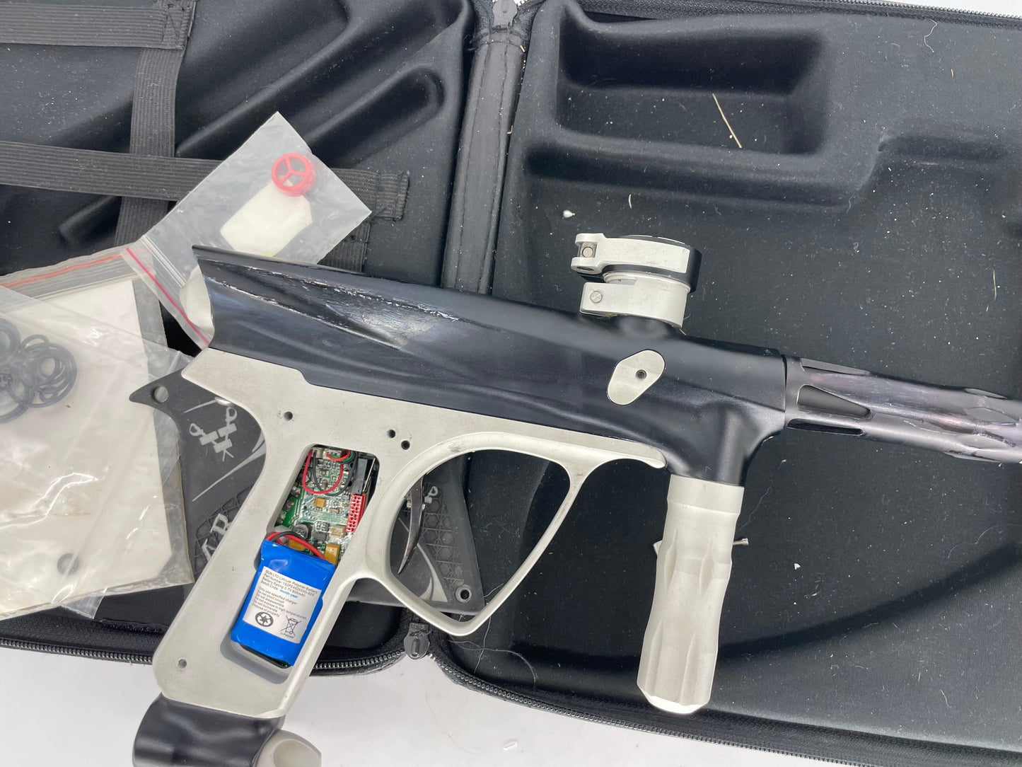 Used BROKEN Vanguard Demon Paintball Gun Paintball Gun from CPXBrosPaintball Buy/Sell/Trade Paintball Markers, New Paintball Guns, Paintball Hoppers, Paintball Masks, and Hormesis Headbands