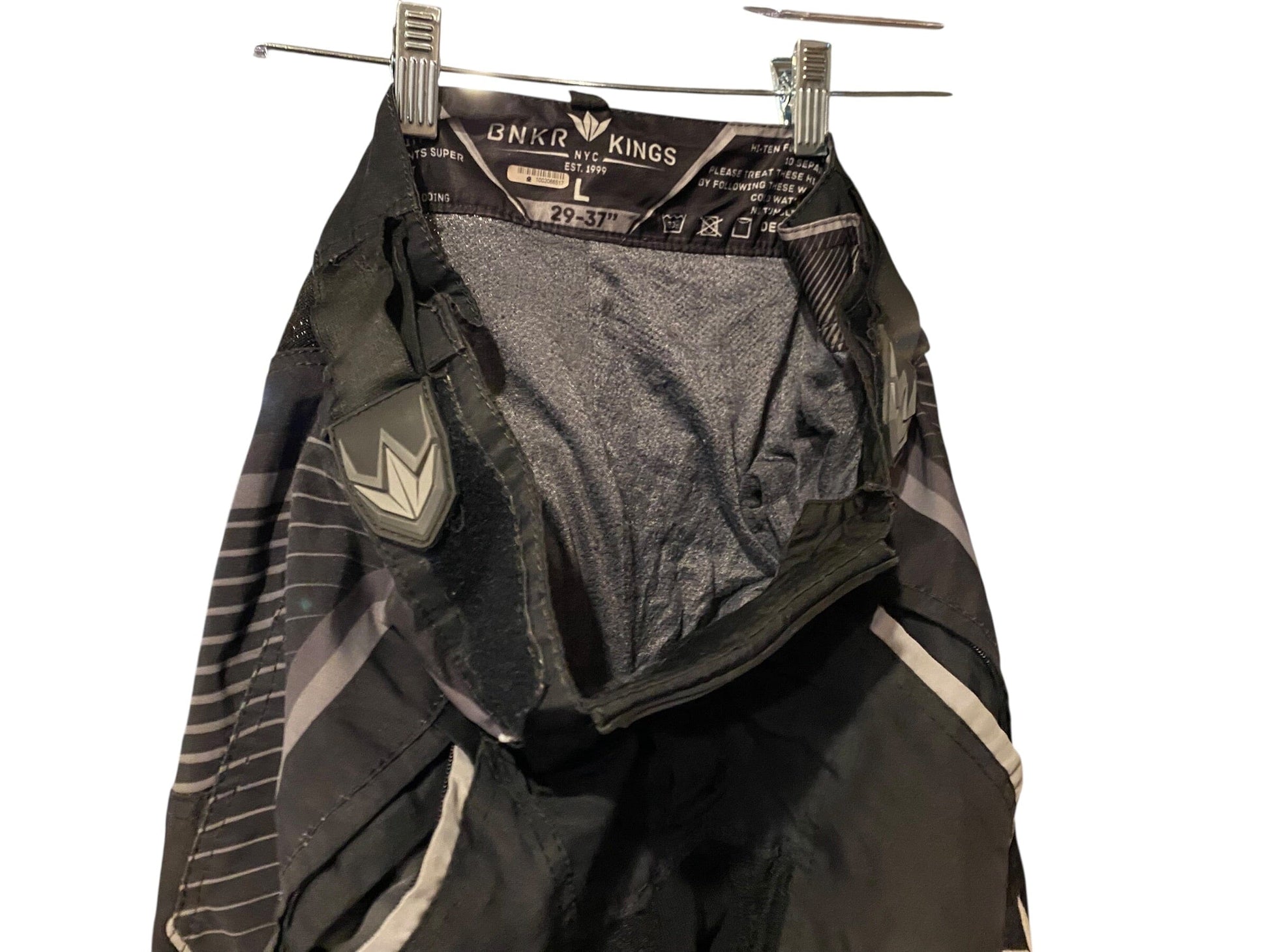 Used BunkerKings Paintball Pants : Size LARGE Paintball Gun from CPXBrosPaintball Buy/Sell/Trade Paintball Markers, New Paintball Guns, Paintball Hoppers, Paintball Masks, and Hormesis Headbands