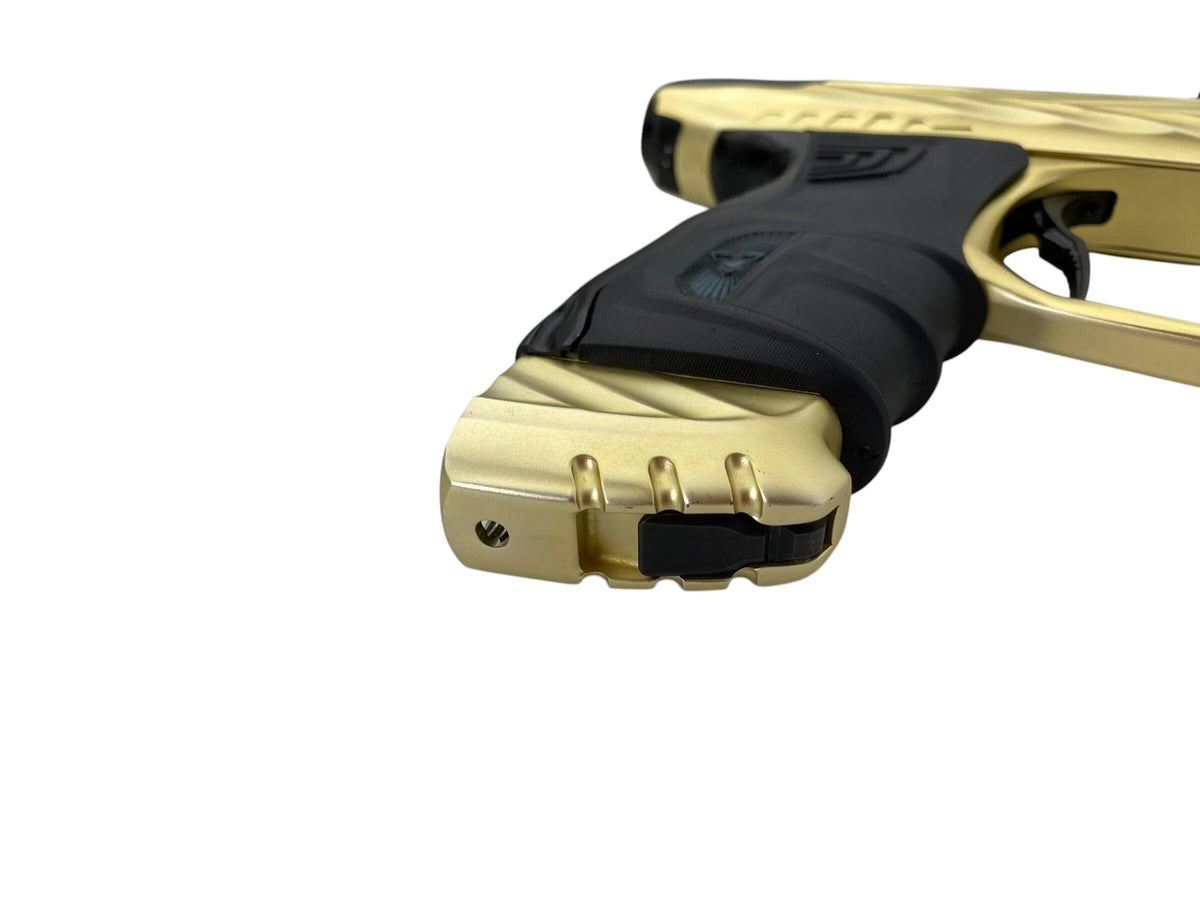 Used DLX Hk Army Shredder Luxe Idol Gold/Black Paintball Gun Paintball Gun from CPXBrosPaintball Buy/Sell/Trade Paintball Markers, New Paintball Guns, Paintball Hoppers, Paintball Masks, and Hormesis Headbands
