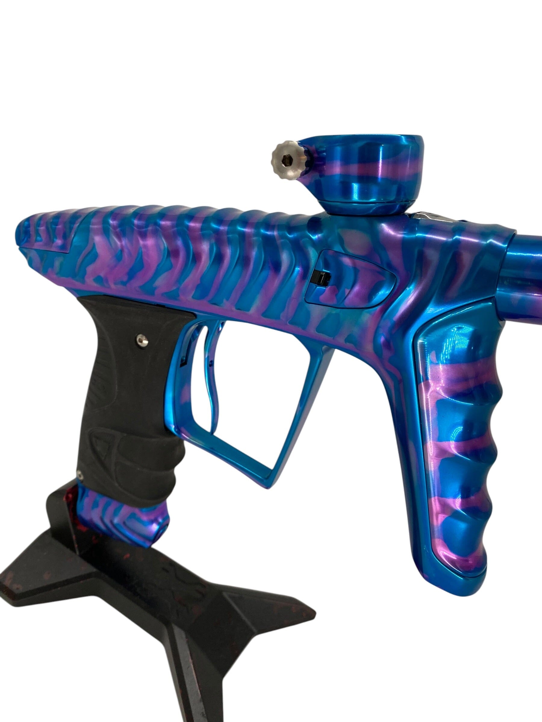 Used DLX HK Ripper Luxe X Cotton Candy Paintball Gun *MINT* Paintball Gun from CPXBrosPaintball Buy/Sell/Trade Paintball Markers, New Paintball Guns, Paintball Hoppers, Paintball Masks, and Hormesis Headbands