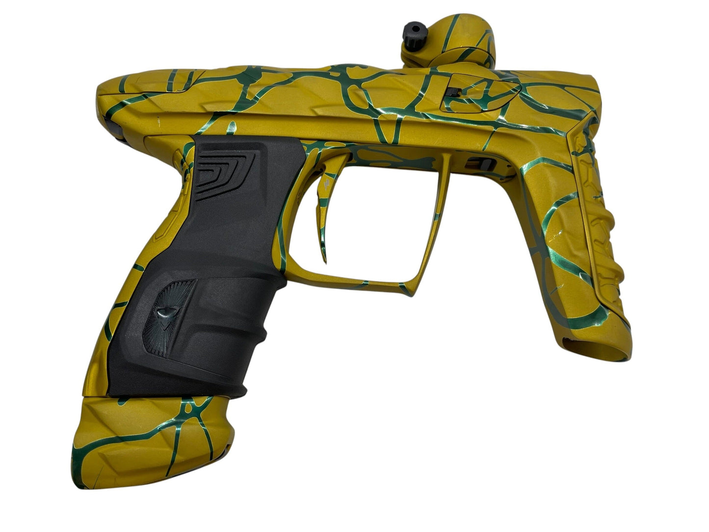Used DLX Luxe Adrenaline Idol Gold To Black 3D Splash Paintball Gun Paintball Gun from CPXBrosPaintball Buy/Sell/Trade Paintball Markers, New Paintball Guns, Paintball Hoppers, Paintball Masks, and Hormesis Headbands