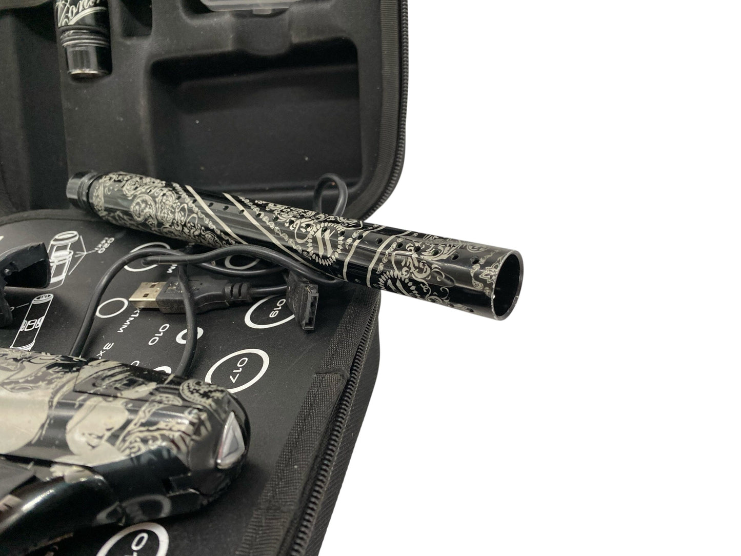 Used Dlx Luxe Ice Contract Killer Paintball Gun Paintball Gun from CPXBrosPaintball Buy/Sell/Trade Paintball Markers, New Paintball Guns, Paintball Hoppers, Paintball Masks, and Hormesis Headbands