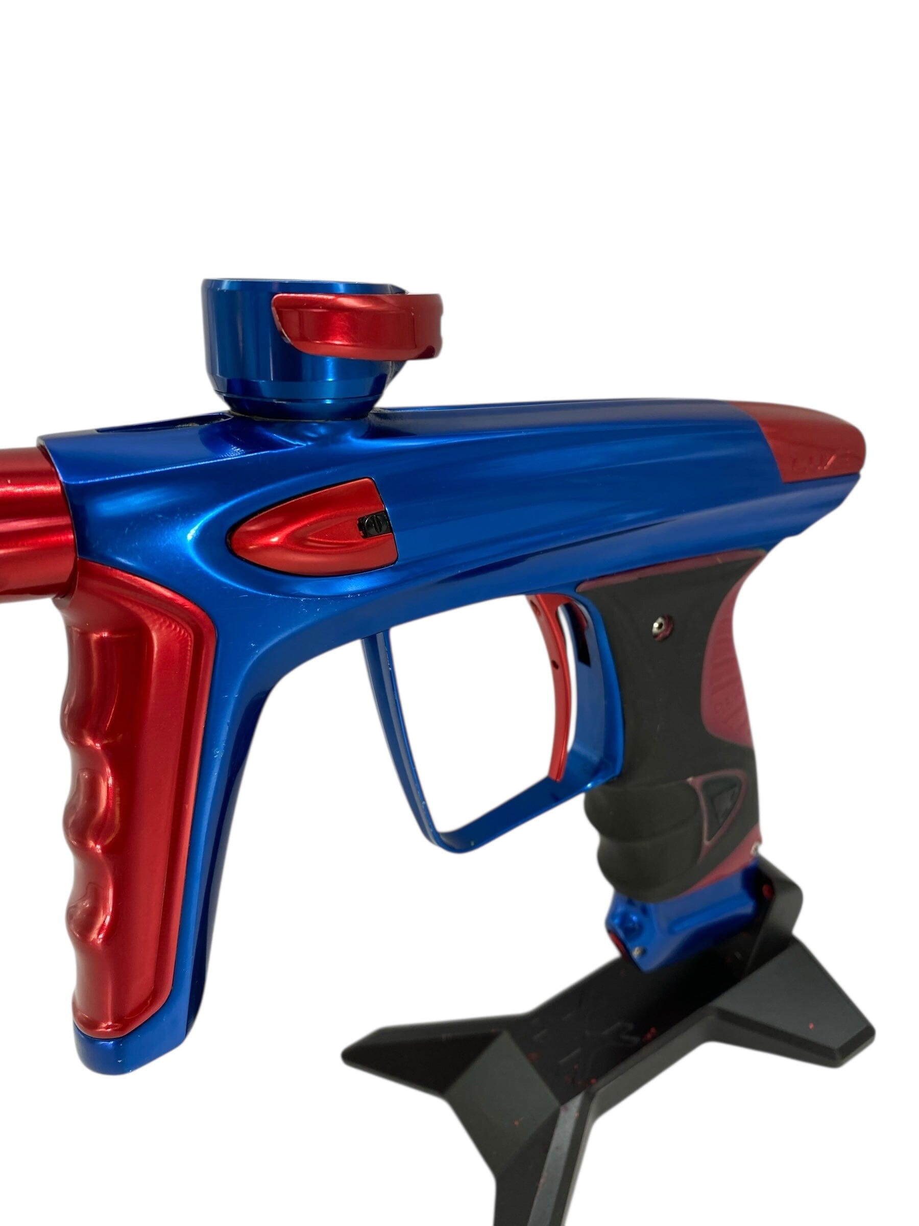 Used Dlx Luxe Ice Paintball Gun Blue/Red Paintball Gun from CPXBrosPaintball Buy/Sell/Trade Paintball Markers, New Paintball Guns, Paintball Hoppers, Paintball Masks, and Hormesis Headbands