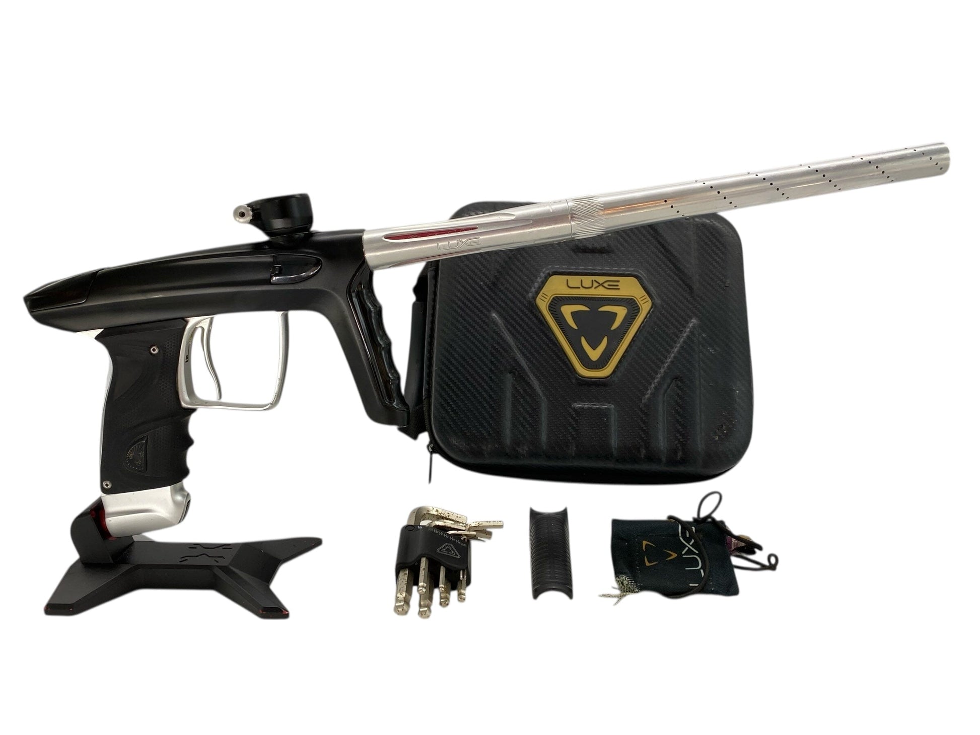 Used Dlx Luxe Tm40 Paintball Gun Black/Silver Paintball Gun from CPXBrosPaintball Buy/Sell/Trade Paintball Markers, New Paintball Guns, Paintball Hoppers, Paintball Masks, and Hormesis Headbands
