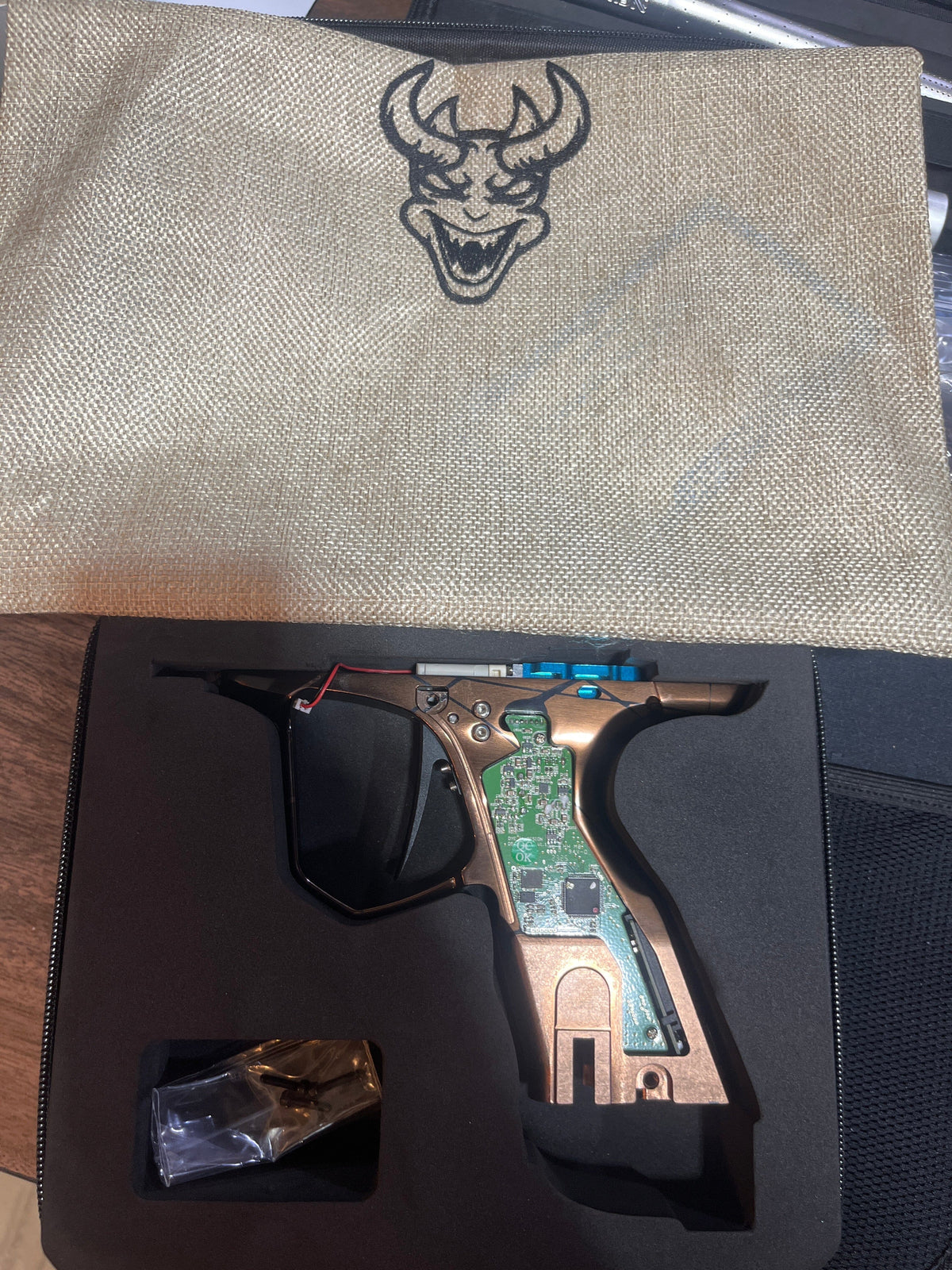 Used Dye Dark Edition DSR+ Brown To Black Splash Paintball Gun WITH MECH Paintball Gun from CPXBrosPaintball Buy/Sell/Trade Paintball Markers, New Paintball Guns, Paintball Hoppers, Paintball Masks, and Hormesis Headbands