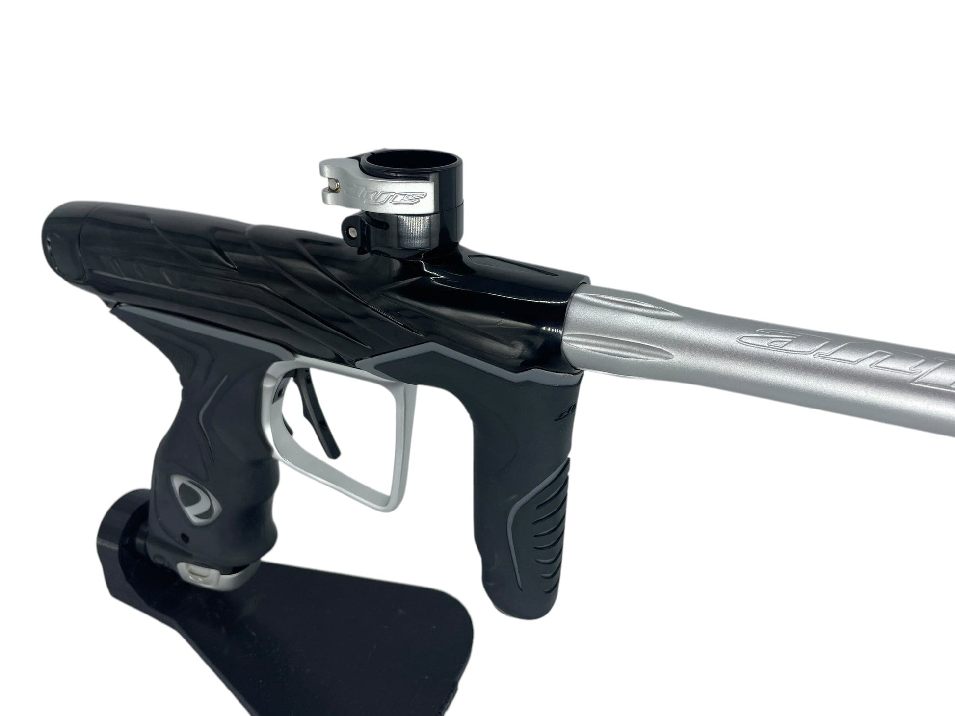 Used Dye Dls Paintball Gun Paintball Gun from CPXBrosPaintball Buy/Sell/Trade Paintball Markers, New Paintball Guns, Paintball Hoppers, Paintball Masks, and Hormesis Headbands