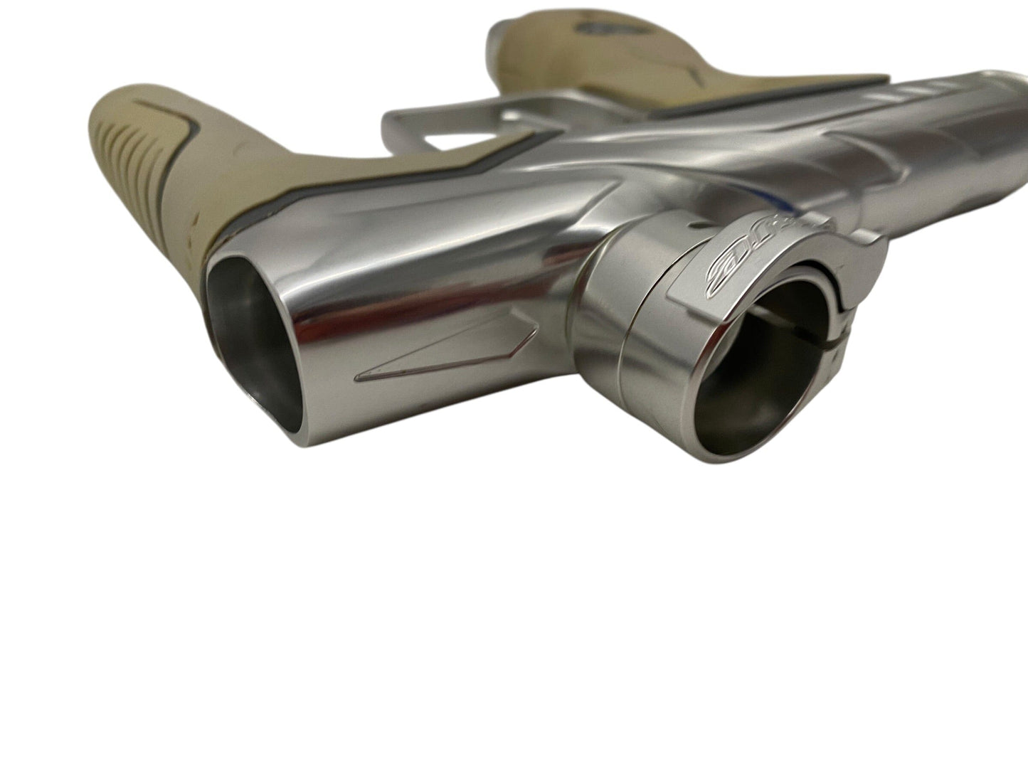 Used Dye DLS Paintball Gun Silver Paintball Gun from CPXBrosPaintball Buy/Sell/Trade Paintball Markers, New Paintball Guns, Paintball Hoppers, Paintball Masks, and Hormesis Headbands