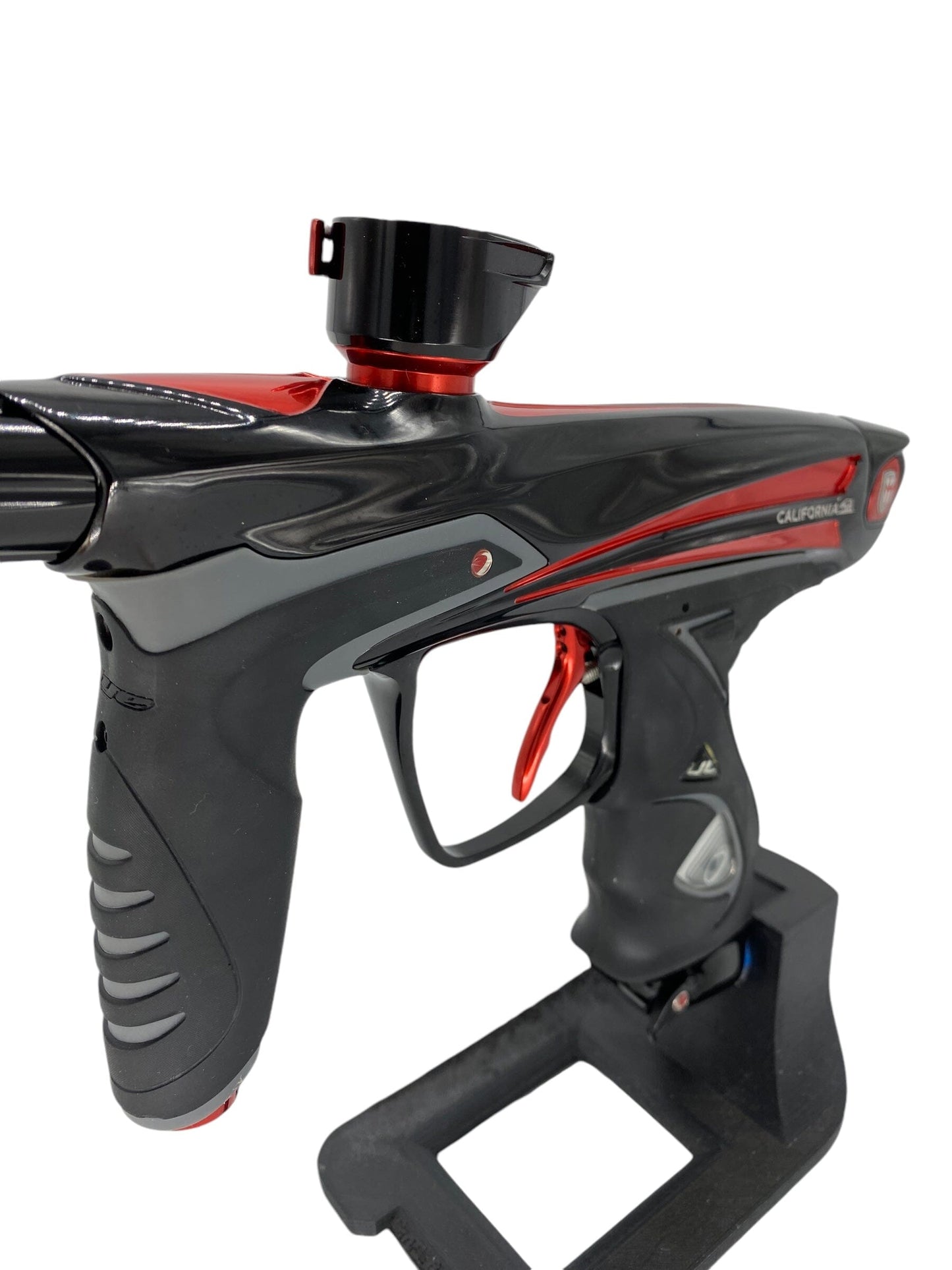 Used Dye Dm14 20th Anniversary Iron Men Edition Paintball Gun Paintball Gun from CPXBrosPaintball Buy/Sell/Trade Paintball Markers, New Paintball Guns, Paintball Hoppers, Paintball Masks, and Hormesis Headbands