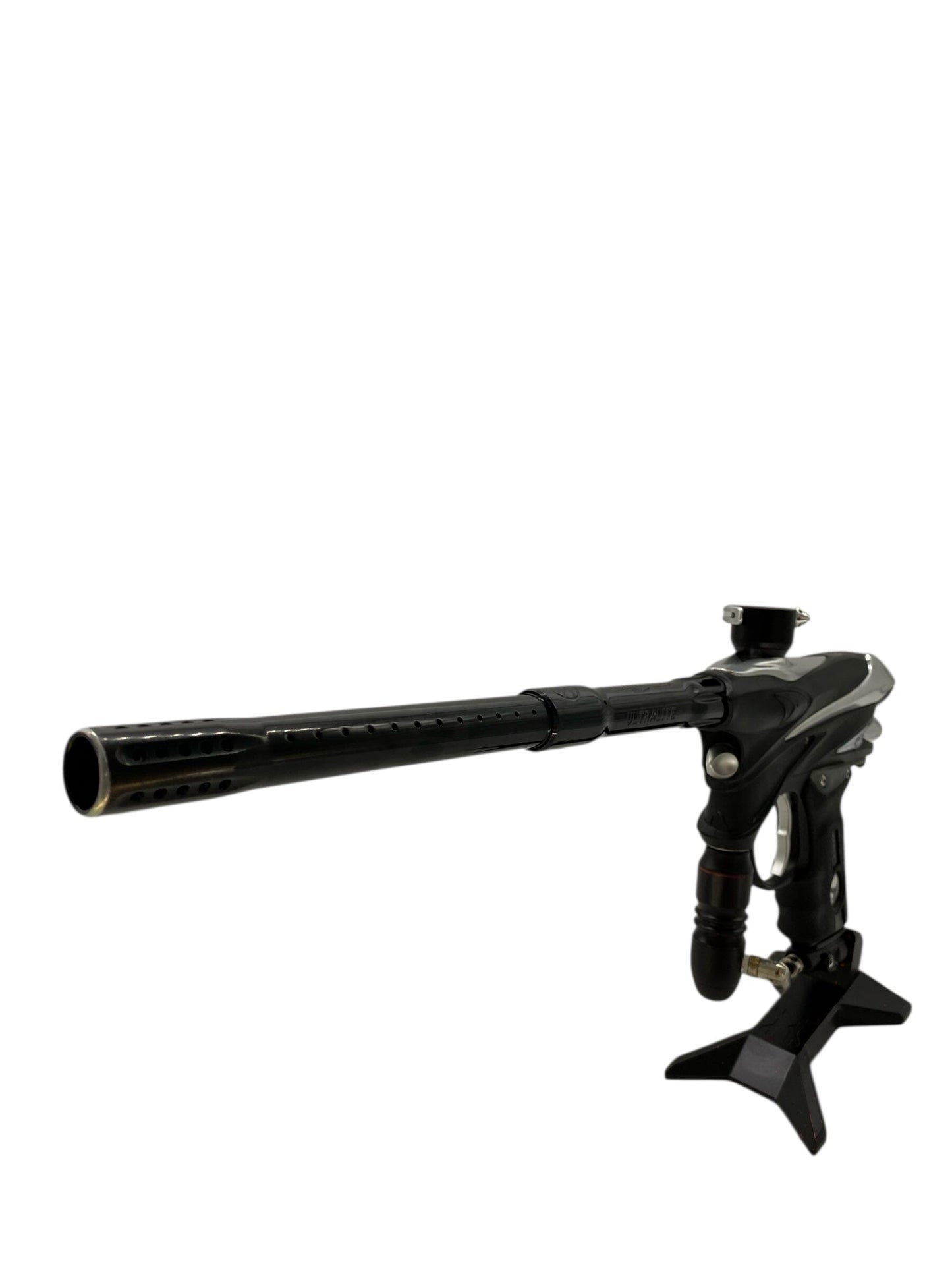 Used Dye Dmc Paintball Gun Black/Silver Paintball Gun from CPXBrosPaintball Buy/Sell/Trade Paintball Markers, New Paintball Guns, Paintball Hoppers, Paintball Masks, and Hormesis Headbands