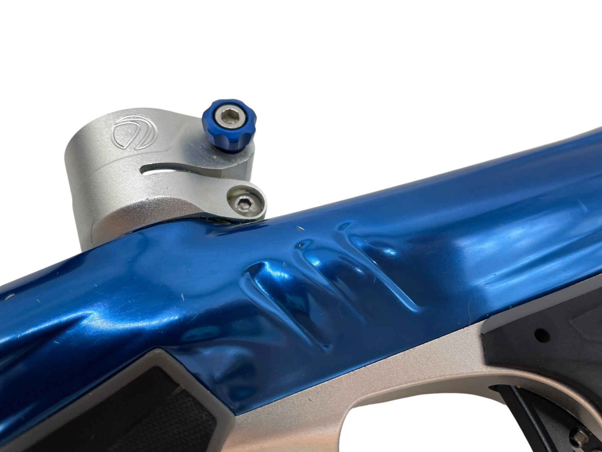 Used Dye Dsr+ Blue/Silver Paintball Gun W/ IM PRO KIT Paintball Gun from CPXBrosPaintball Buy/Sell/Trade Paintball Markers, New Paintball Guns, Paintball Hoppers, Paintball Masks, and Hormesis Headbands