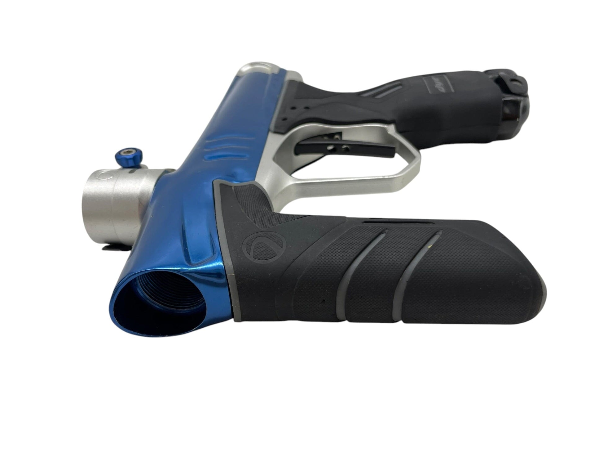 Used Dye Dsr+ Blue/Silver Paintball Gun W/ IM PRO KIT Paintball Gun from CPXBrosPaintball Buy/Sell/Trade Paintball Markers, New Paintball Guns, Paintball Hoppers, Paintball Masks, and Hormesis Headbands