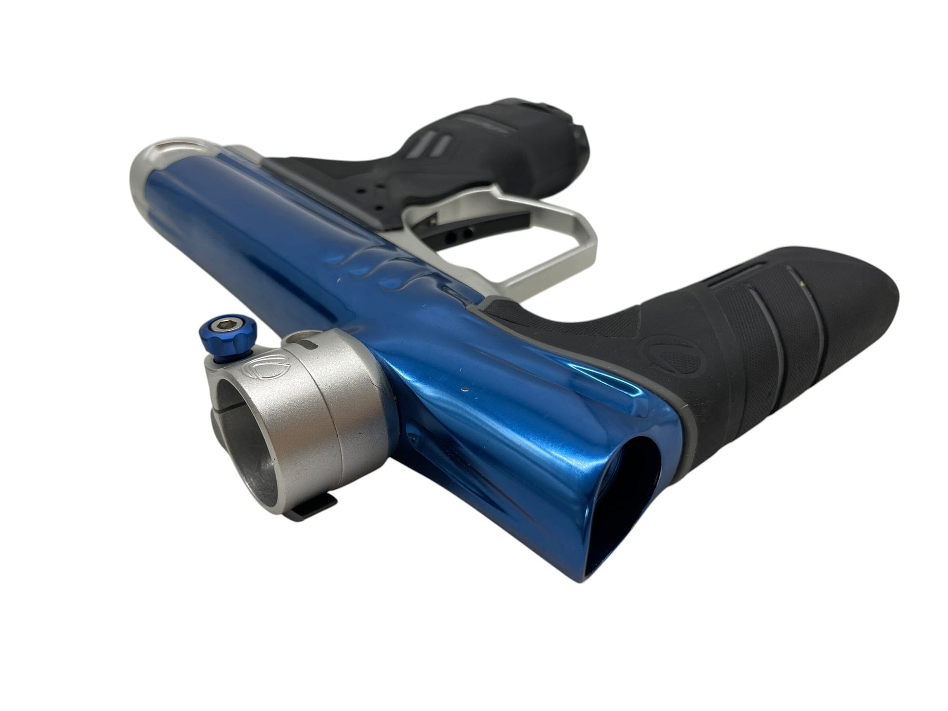 Used Dye Dsr+ Blue/Silver Paintball Gun W/ IM PRO KIT Paintball Gun from CPXBrosPaintball Buy/Sell/Trade Paintball Markers, New Paintball Guns, Paintball Hoppers, Paintball Masks, and Hormesis Headbands