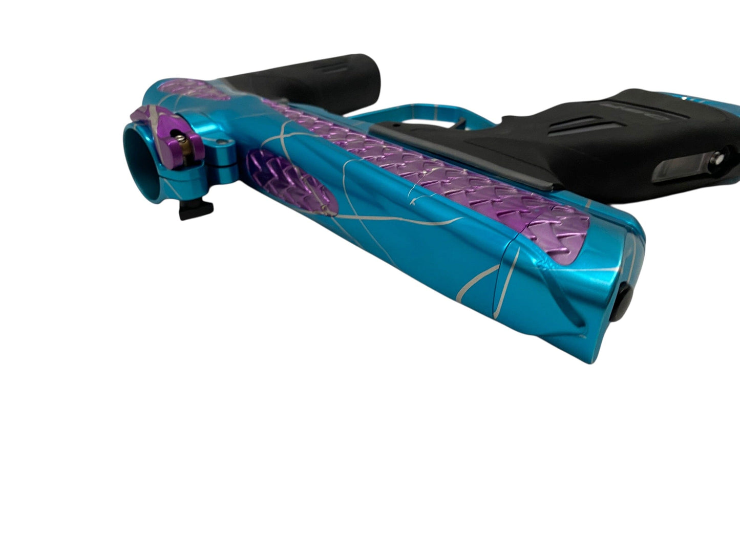 Used Dye Dsr+ Freeflow Trix Paintball Gun with Method Bolt Blue/Purple Paintball Gun from CPXBrosPaintball Buy/Sell/Trade Paintball Markers, New Paintball Guns, Paintball Hoppers, Paintball Masks, and Hormesis Headbands