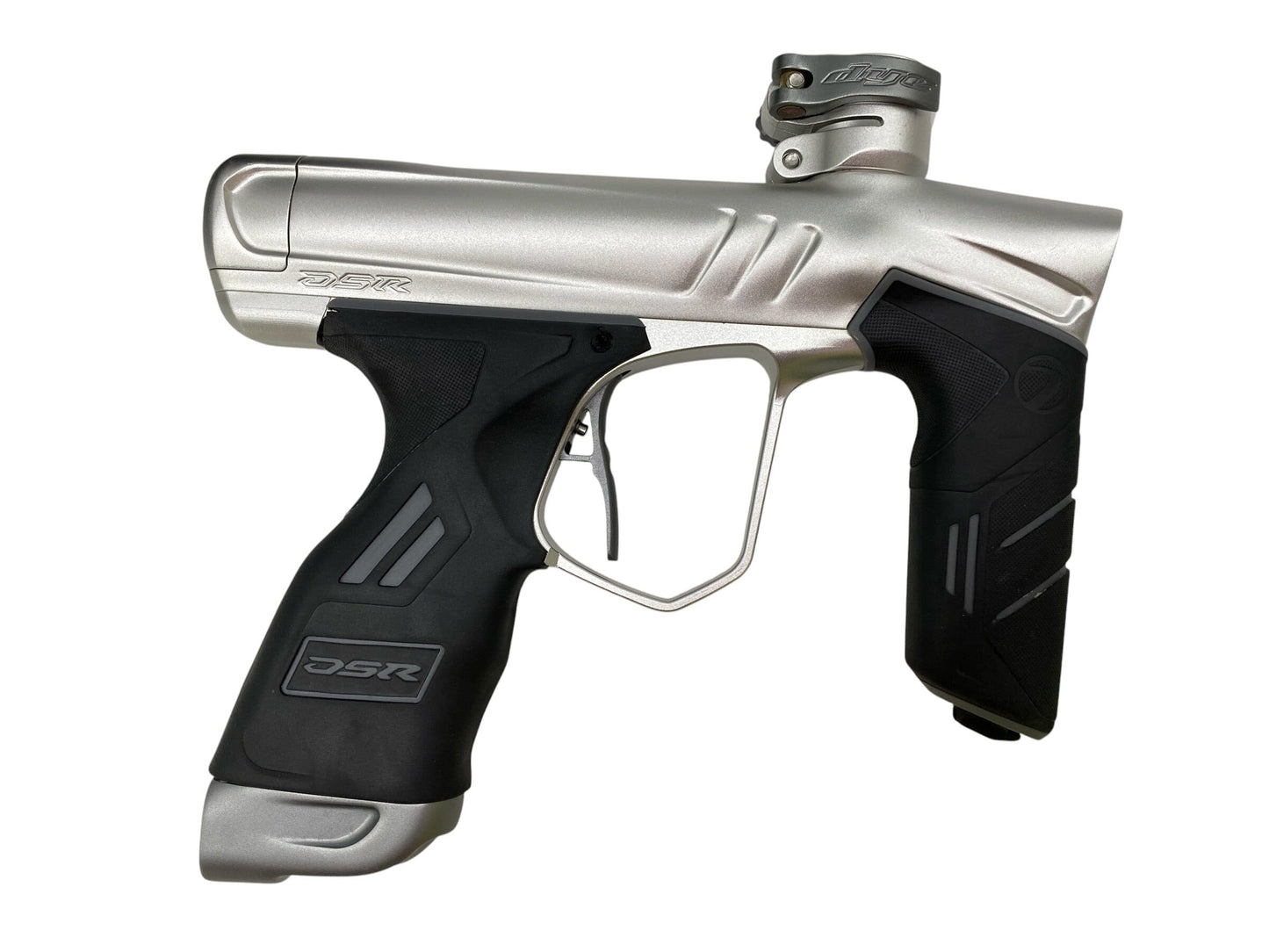 Used Dye DSR+ Silver/Grey Paintball Gun W/ IM PRO KIT Paintball Gun from CPXBrosPaintball Buy/Sell/Trade Paintball Markers, New Paintball Guns, Paintball Hoppers, Paintball Masks, and Hormesis Headbands