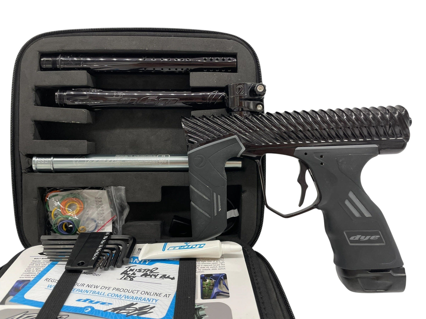 Used Dye DSR+ TWISTER Gloss Black W/ Slaps2 Paintball Gun Paintball Gun from CPXBrosPaintball Buy/Sell/Trade Paintball Markers, New Paintball Guns, Paintball Hoppers, Paintball Masks, and Hormesis Headbands