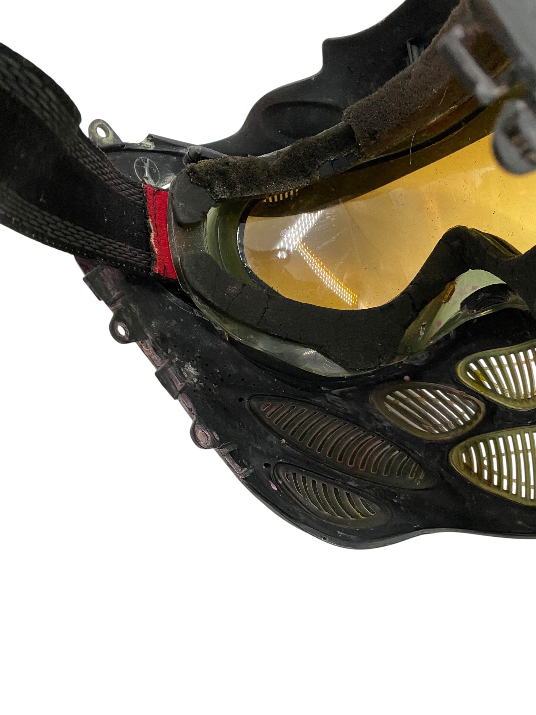Used Dye i3 Paintball Mask Goggles (MISSING PARTS) Paintball Gun from CPXBrosPaintball Buy/Sell/Trade Paintball Markers, New Paintball Guns, Paintball Hoppers, Paintball Masks, and Hormesis Headbands
