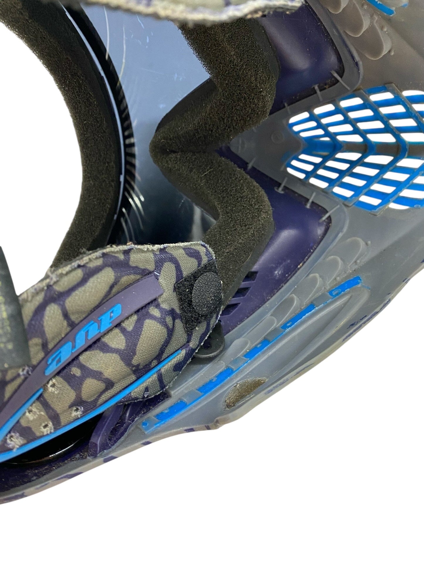 Used Dye i4 Paintball Mask Paintball Gun from CPXBrosPaintball Buy/Sell/Trade Paintball Markers, New Paintball Guns, Paintball Hoppers, Paintball Masks, and Hormesis Headbands