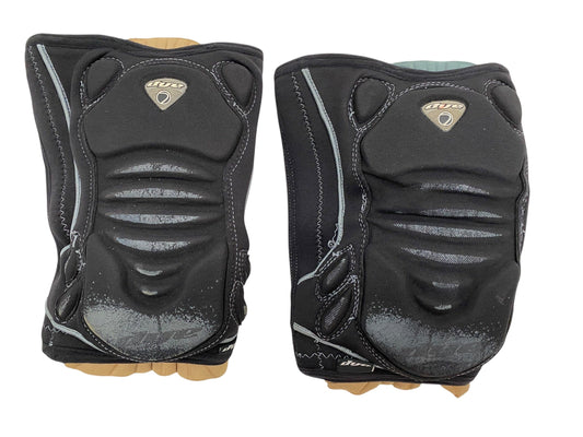 Used DYE Knee Pads - SIZE XL Paintball Gun from CPXBrosPaintball Buy/Sell/Trade Paintball Markers, New Paintball Guns, Paintball Hoppers, Paintball Masks, and Hormesis Headbands