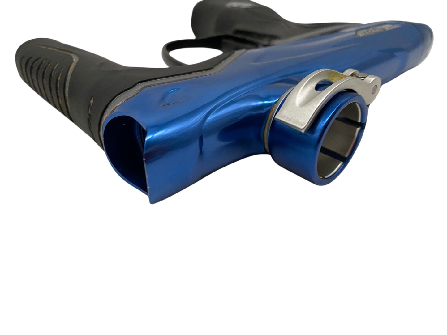 Used Dye M3+ Paintball Gun Blue/Silver Paintball Gun from CPXBrosPaintball Buy/Sell/Trade Paintball Markers, New Paintball Guns, Paintball Hoppers, Paintball Masks, and Hormesis Headbands