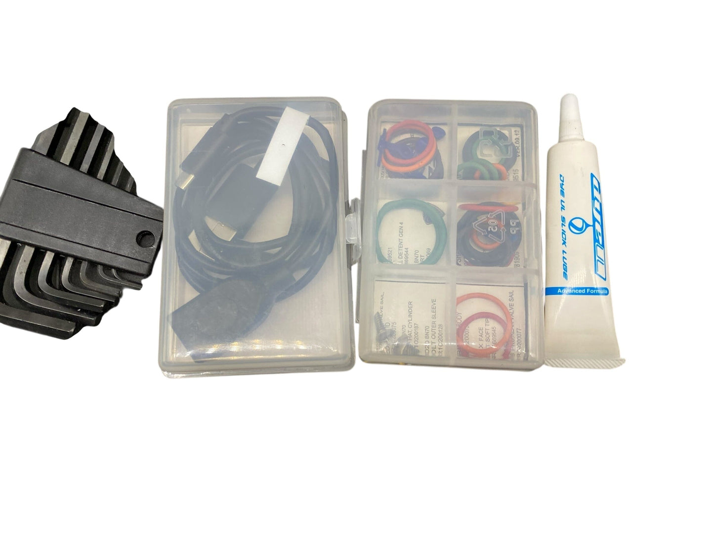 Used Dye M3+ Paintball Gun - Clear to Cobalt Fade Paintball Gun from CPXBrosPaintball Buy/Sell/Trade Paintball Markers, New Paintball Guns, Paintball Hoppers, Paintball Masks, and Hormesis Headbands