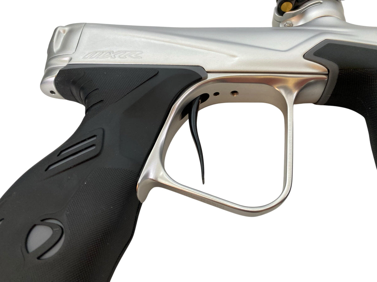 Used Dye MXR LIQUID SILVER Paintball Gun Paintball Gun from CPXBrosPaintball Buy/Sell/Trade Paintball Markers, New Paintball Guns, Paintball Hoppers, Paintball Masks, and Hormesis Headbands