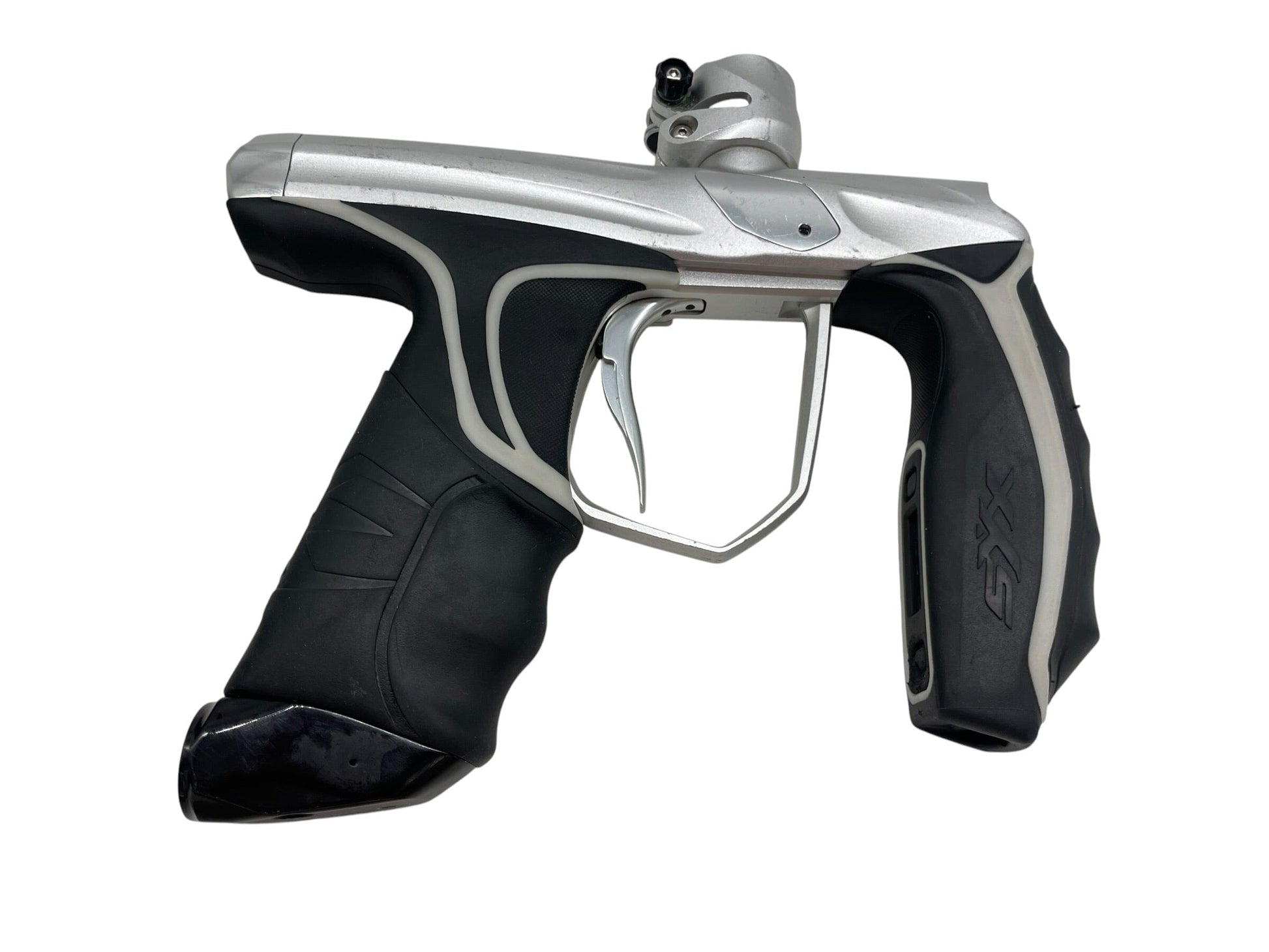 Used Empire Syx 1.5 Silver/Gloss Silver Paintball Gun Paintball Gun from CPXBrosPaintball Buy/Sell/Trade Paintball Markers, New Paintball Guns, Paintball Hoppers, Paintball Masks, and Hormesis Headbands