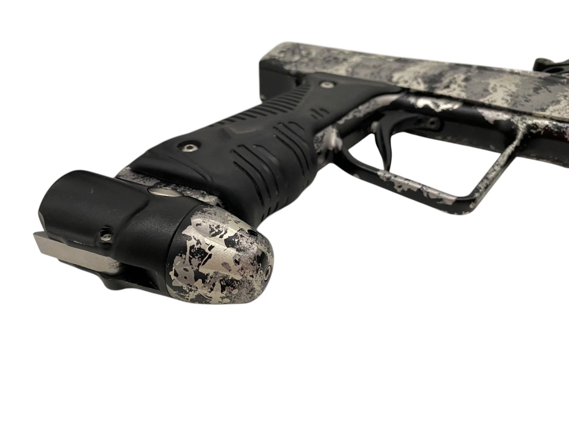 Used Empire Vanquish Gt Urban Tiger Stripe Paintball Gun Paintball Gun from CPXBrosPaintball Buy/Sell/Trade Paintball Markers, New Paintball Guns, Paintball Hoppers, Paintball Masks, and Hormesis Headbands