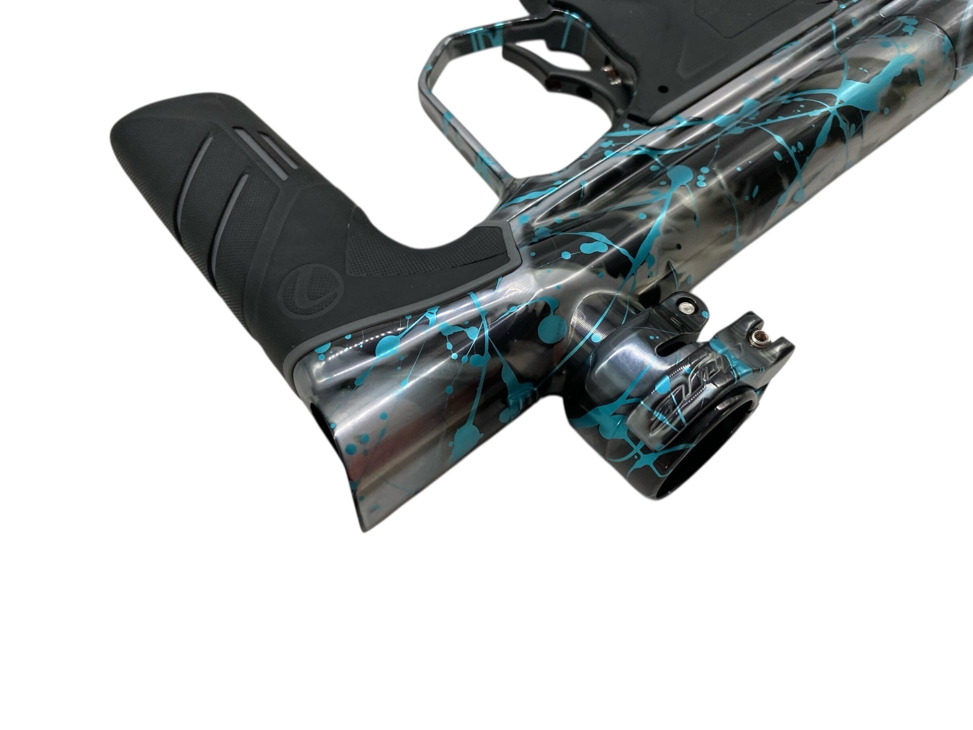 Used Freeflow Dye Dsr+ Pipe Paintball Gun Grey/Blue Splash Paintball Gun from CPXBrosPaintball Buy/Sell/Trade Paintball Markers, New Paintball Guns, Paintball Hoppers, Paintball Masks, and Hormesis Headbands