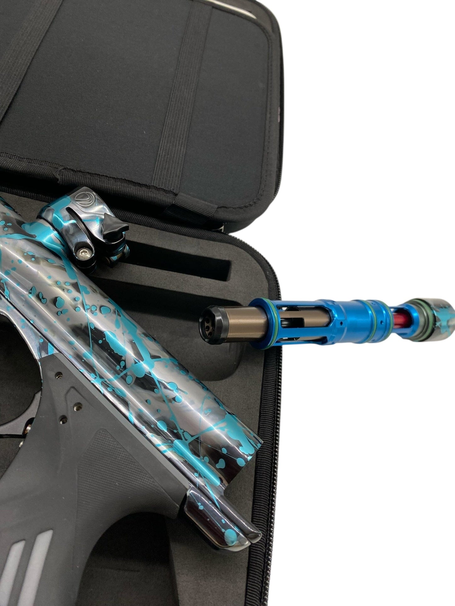 Used Freeflow Dye Dsr+ Pipe Paintball Gun Grey/Blue Splash Paintball Gun from CPXBrosPaintball Buy/Sell/Trade Paintball Markers, New Paintball Guns, Paintball Hoppers, Paintball Masks, and Hormesis Headbands