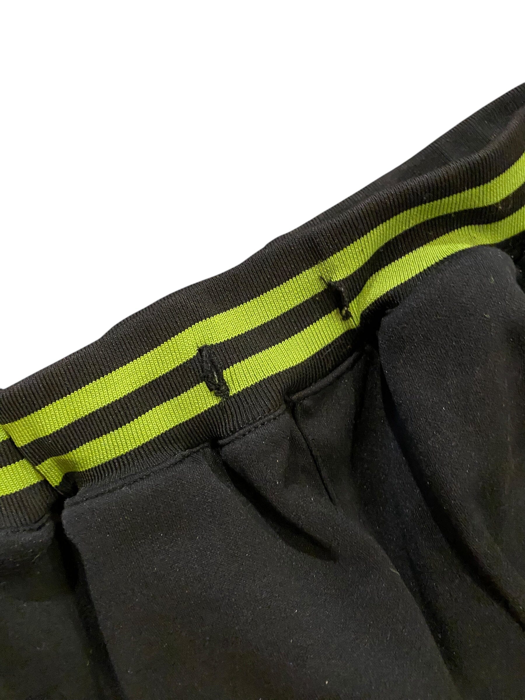 Used Infamous Hk Army Jogger Style Pants - size Medium Paintball Gun from CPXBrosPaintball Buy/Sell/Trade Paintball Markers, New Paintball Guns, Paintball Hoppers, Paintball Masks, and Hormesis Headbands