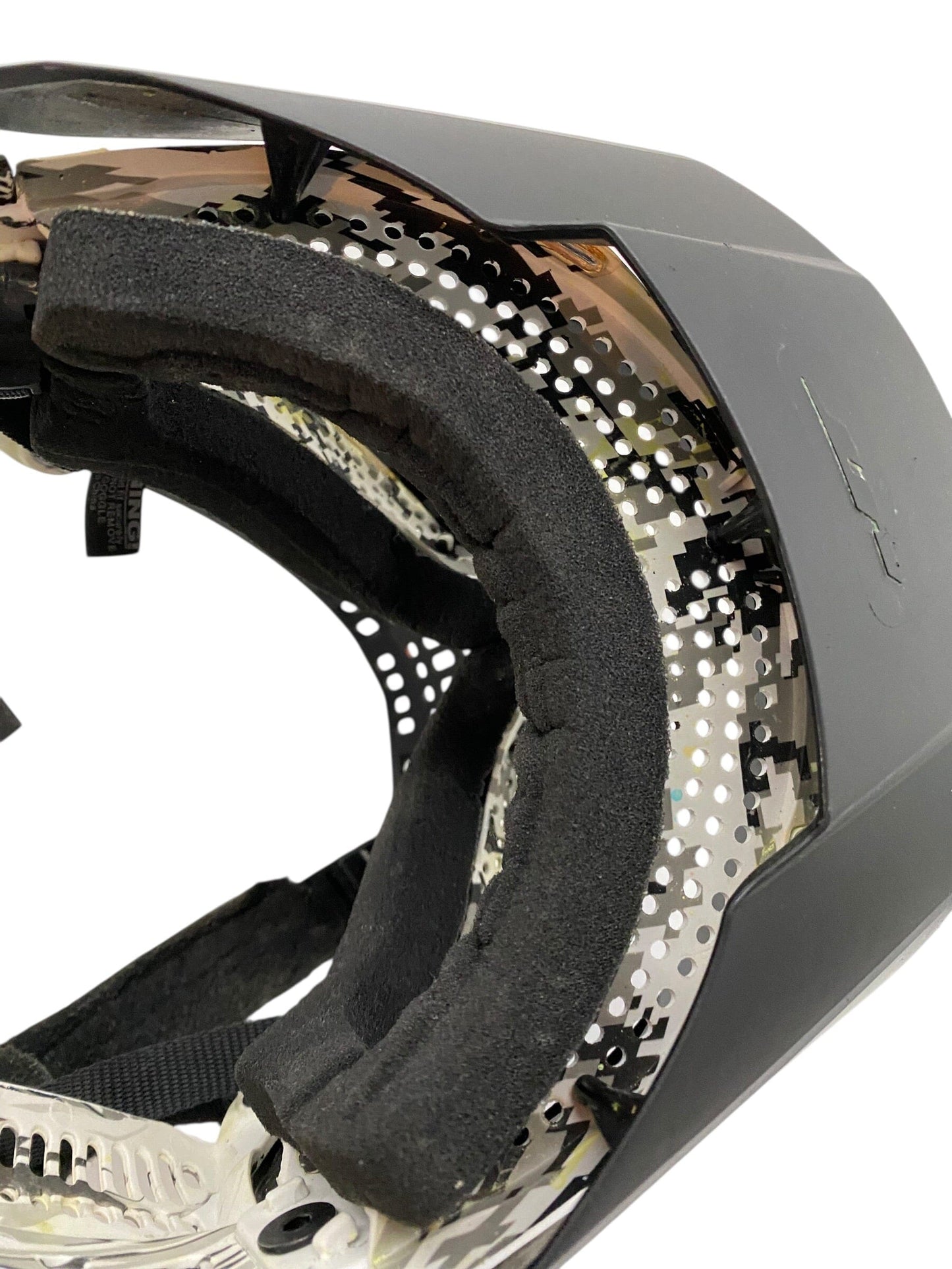 Used JT Paintball Mask Digital Snow Camo Goggles (stained) Paintball Gun from CPXBrosPaintball Buy/Sell/Trade Paintball Markers, New Paintball Guns, Paintball Hoppers, Paintball Masks, and Hormesis Headbands