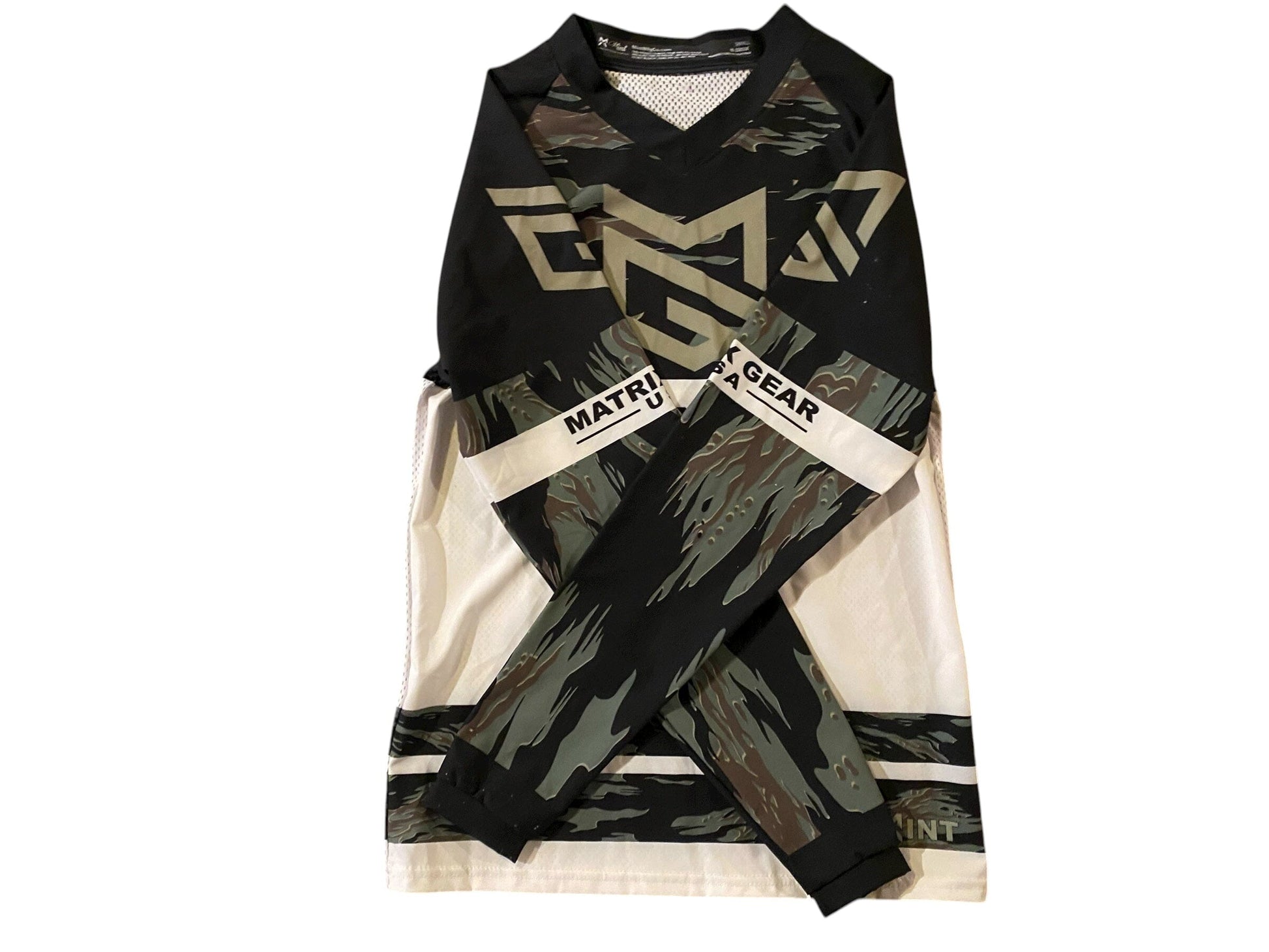 Used NEW MATRIX Paintball Jersey - size SMALL Paintball Gun from CPXBrosPaintball Buy/Sell/Trade Paintball Markers, New Paintball Guns, Paintball Hoppers, Paintball Masks, and Hormesis Headbands