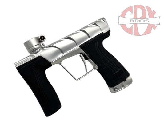 Used NEW Project Scales Geo R5- Silver Paintball Gun from CPXBrosPaintball Buy/Sell/Trade Paintball Markers, New Paintball Guns, Paintball Hoppers, Paintball Masks, and Hormesis Headbands