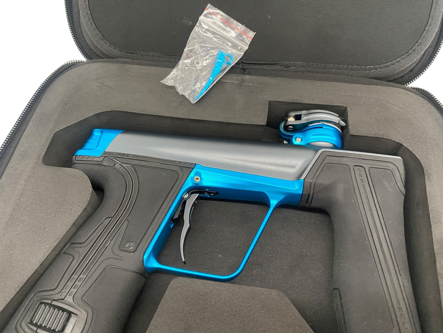 Used Planet Eclipse CS3 Pro Grey/Teal Paintball Gun Paintball Gun from CPXBrosPaintball Buy/Sell/Trade Paintball Markers, New Paintball Guns, Paintball Hoppers, Paintball Masks, and Hormesis Headbands