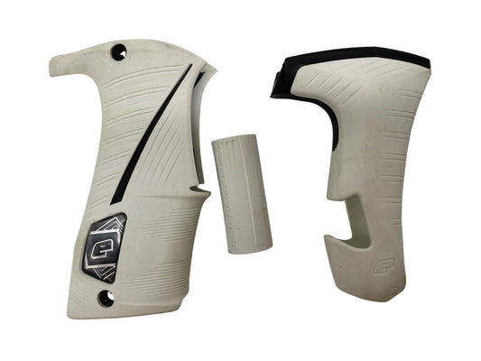Used Planet Eclipse Ego LV/LV1.1/Geo3.1/3.5/GSL Rubber Grips - White Paintball Gun from CPXBrosPaintball Buy/Sell/Trade Paintball Markers, New Paintball Guns, Paintball Hoppers, Paintball Masks, and Hormesis Headbands